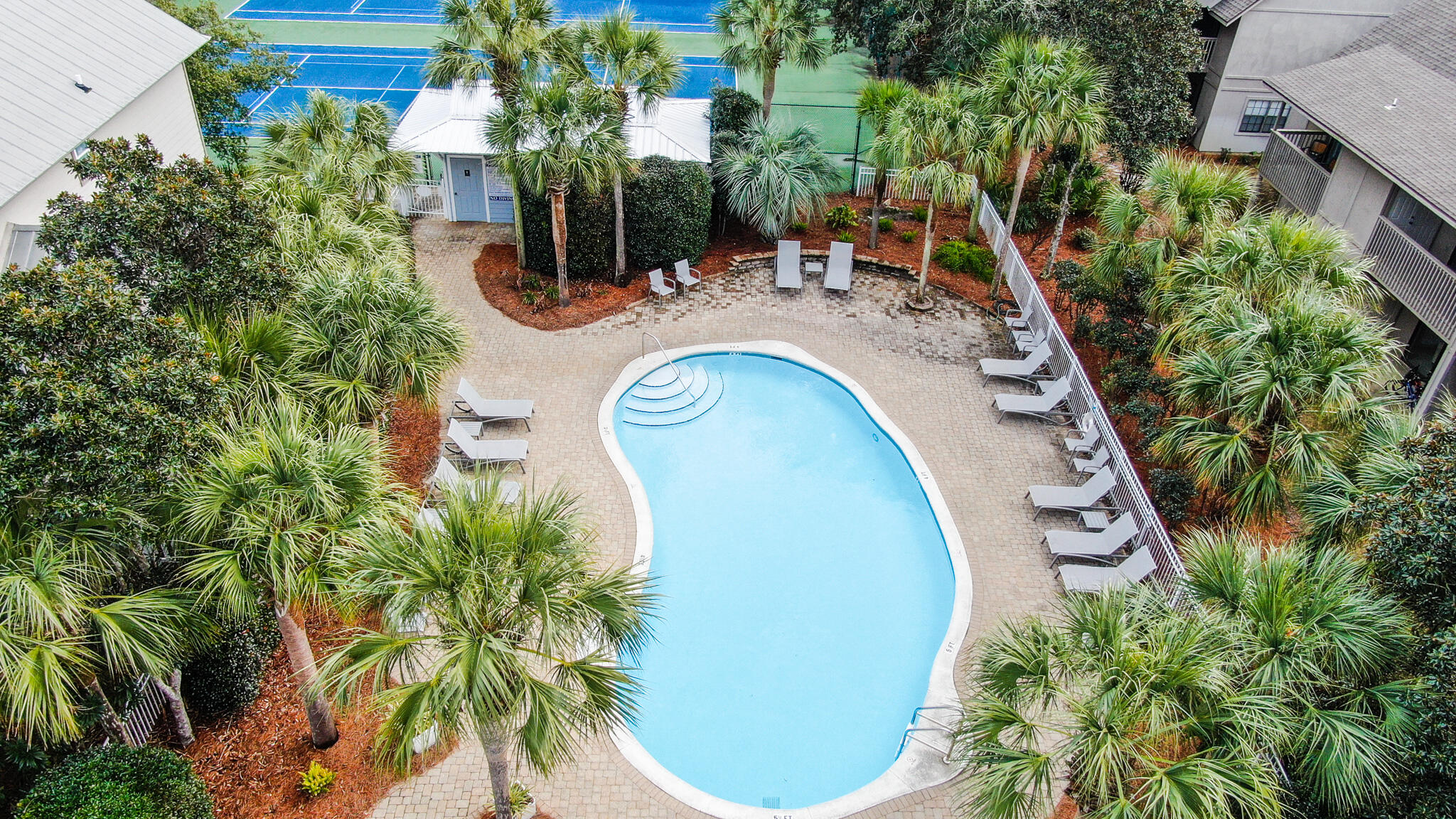 CASSINE GARDENS T/H PH 4 - Residential