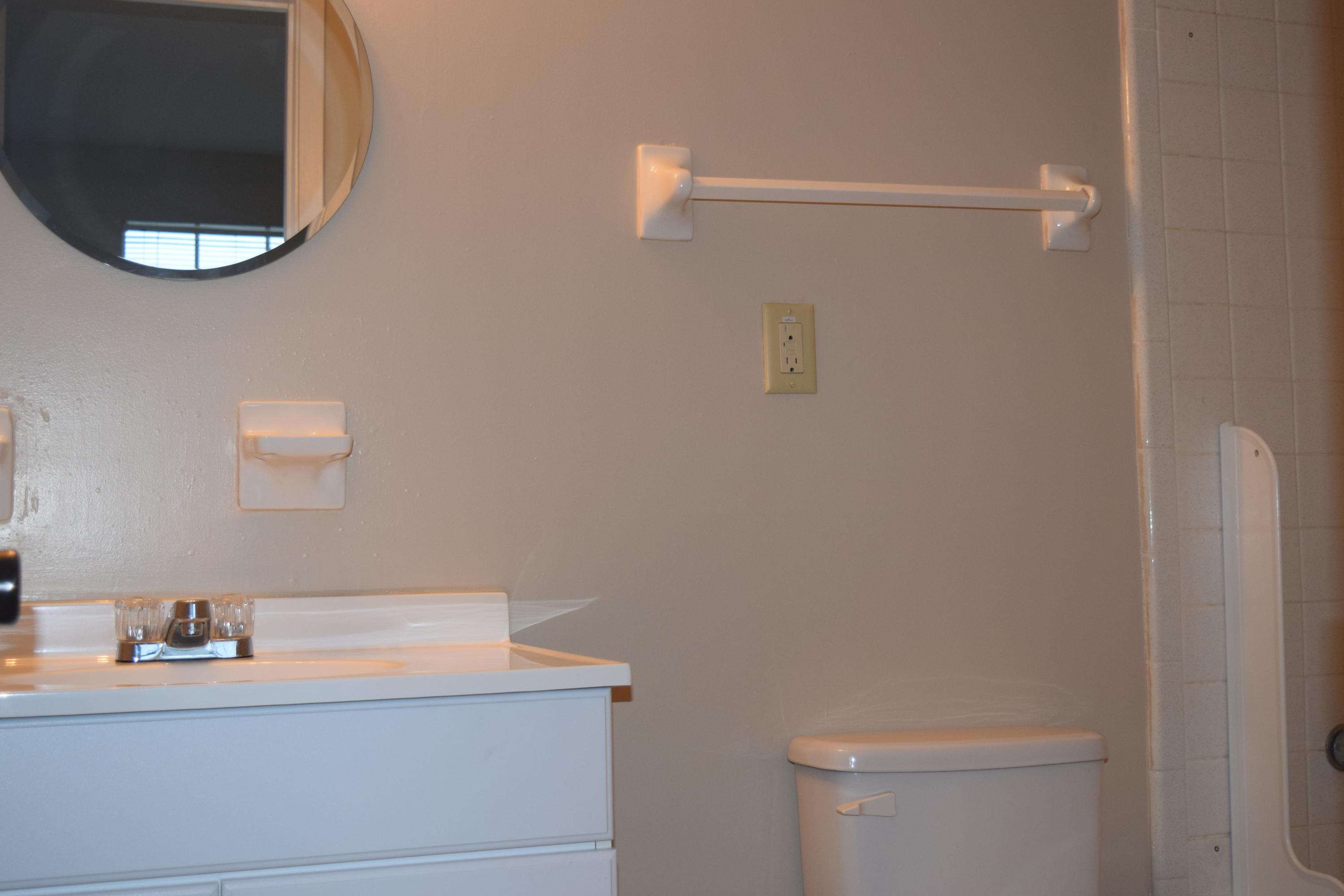 ISLANDWOOD COND - Residential