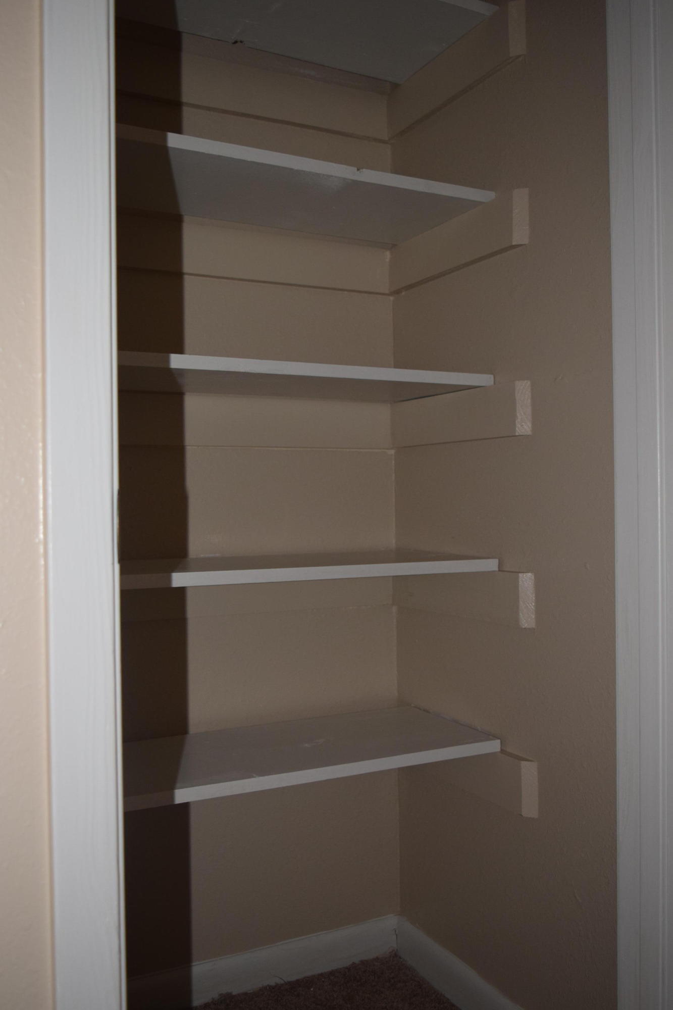 ISLANDWOOD COND - Residential