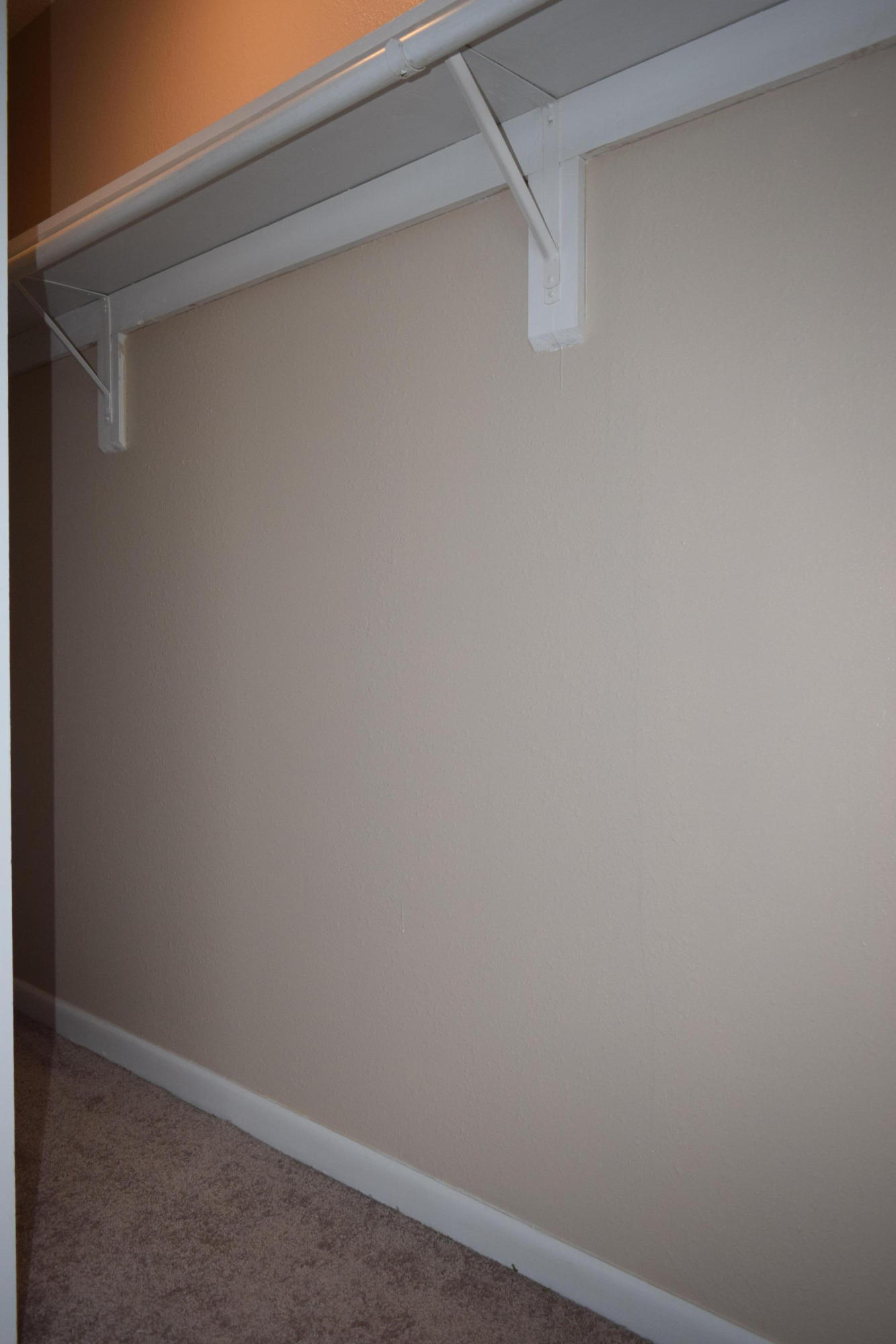 ISLANDWOOD COND - Residential