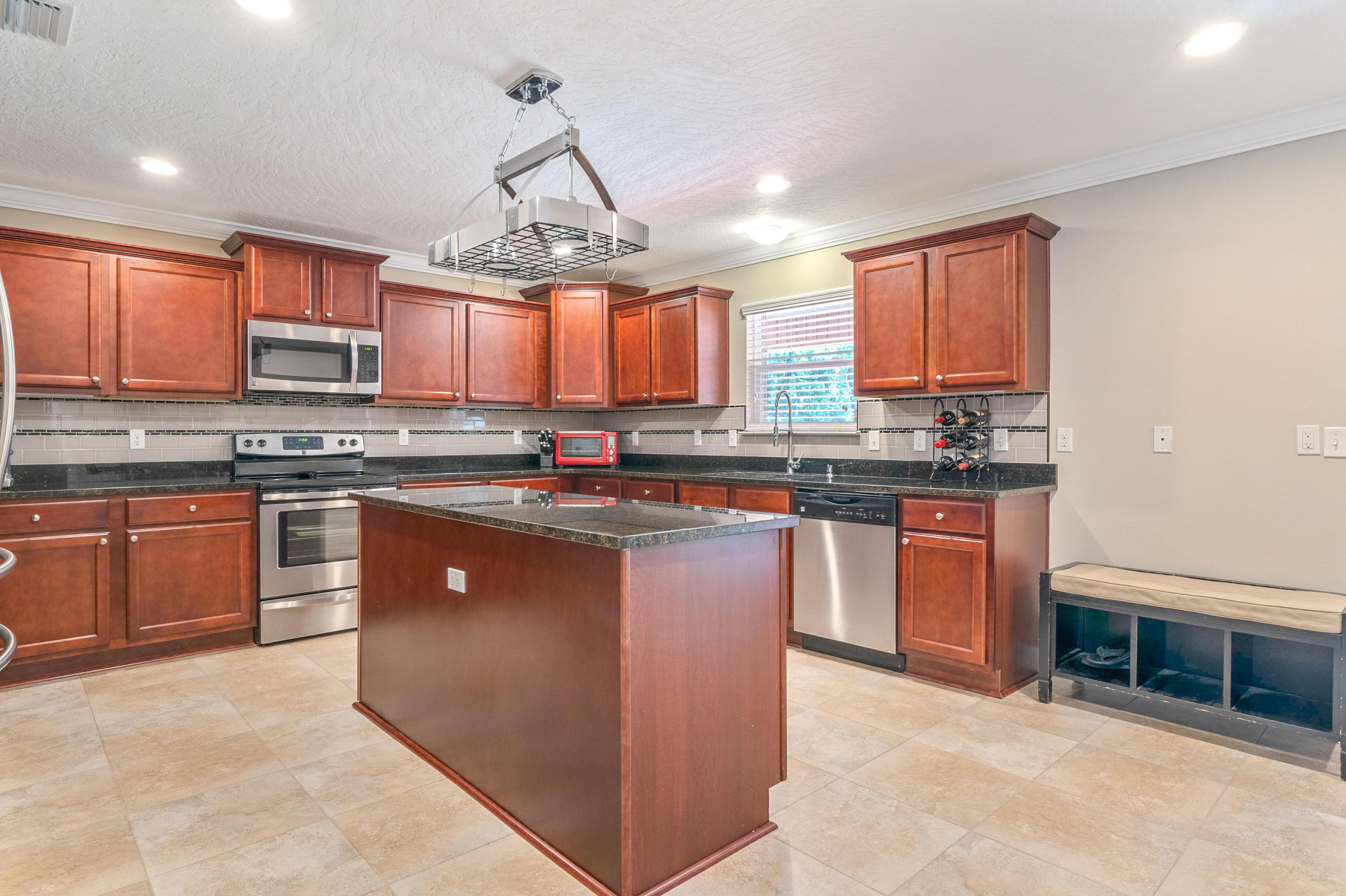 GARNIERS BEACH 6TH - Residential