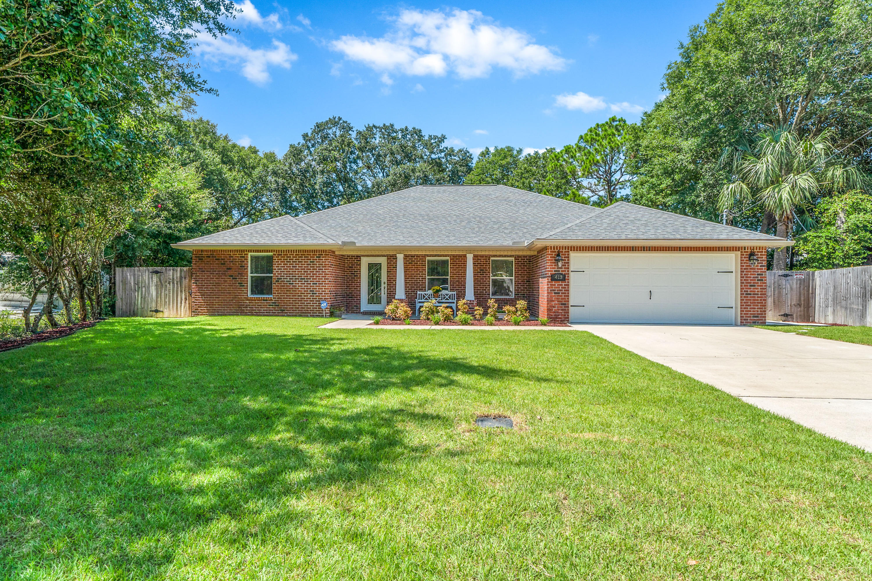 GARNIERS BEACH 6TH - Residential