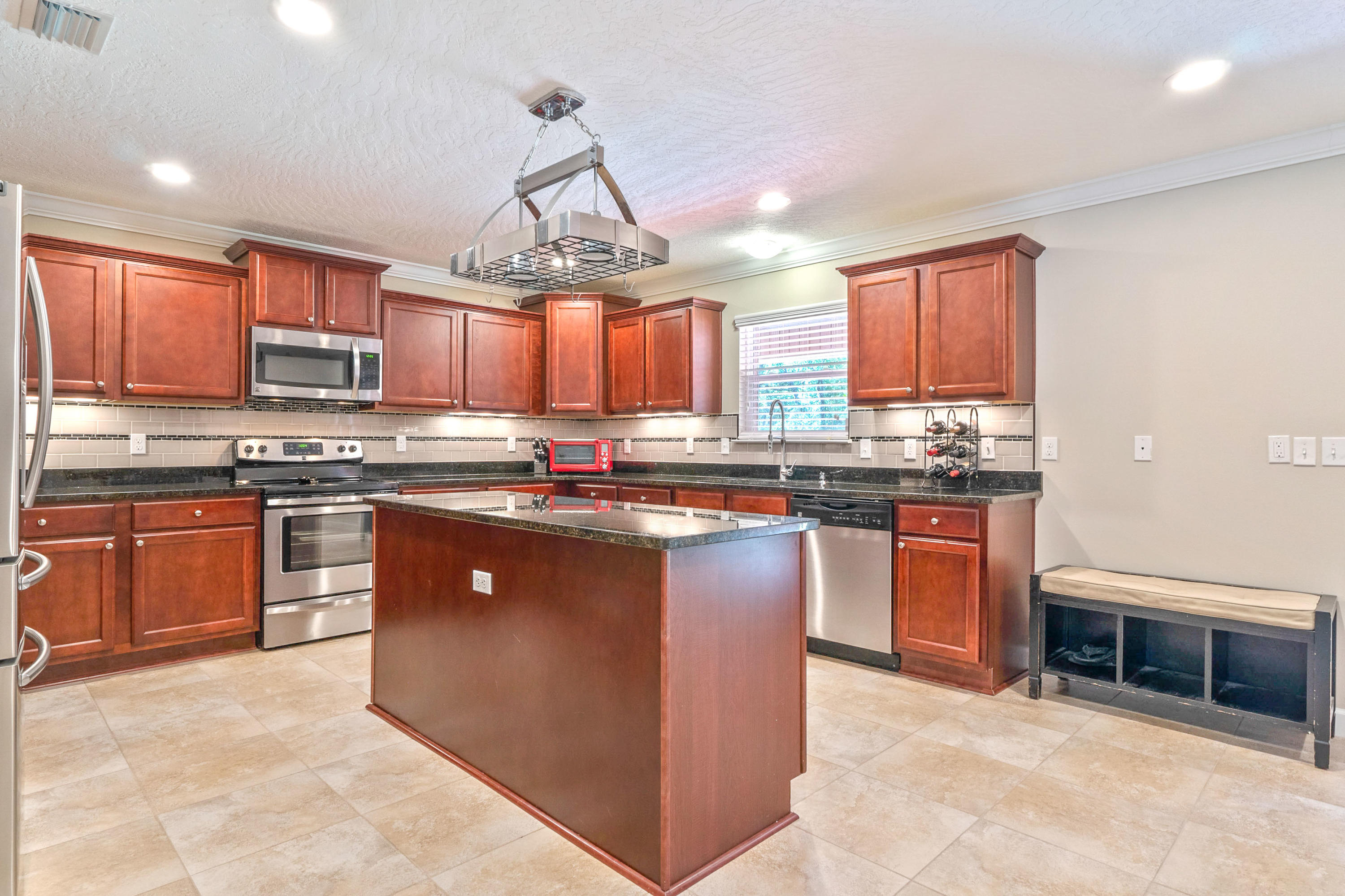 GARNIERS BEACH 6TH - Residential