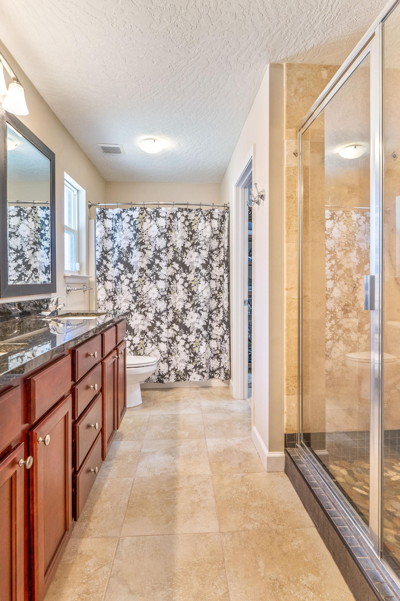 GARNIERS BEACH 6TH - Residential