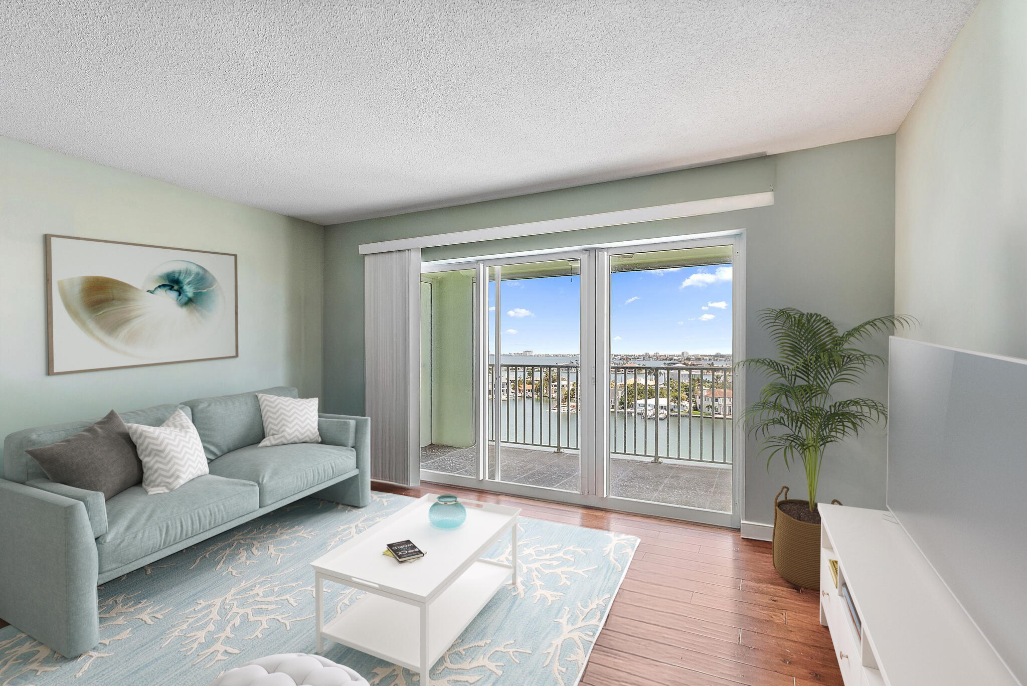 THREE PALMS POINTE CONDO - Residential