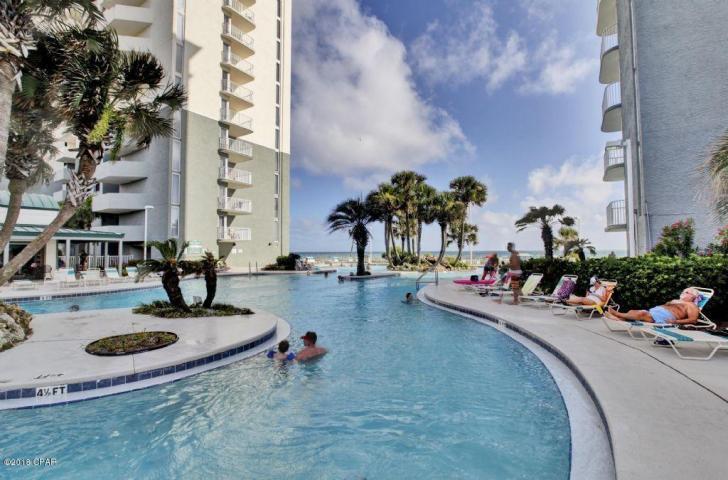 LONG BEACH - Residential