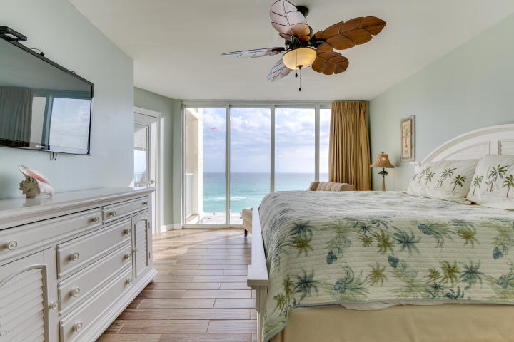 LONG BEACH - Residential