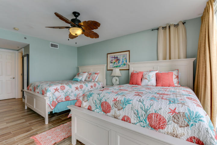 LONG BEACH - Residential