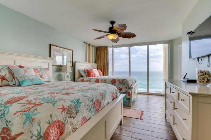 LONG BEACH - Residential