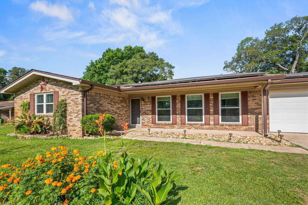 SHERWOOD FOREST - Residential