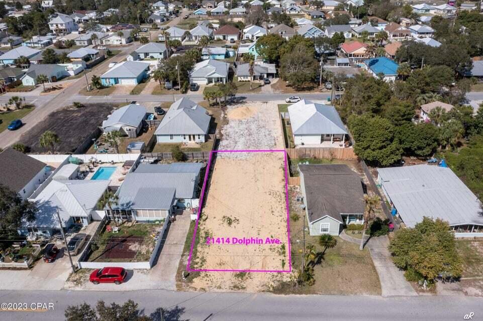 RIVIERA BEACH - Land