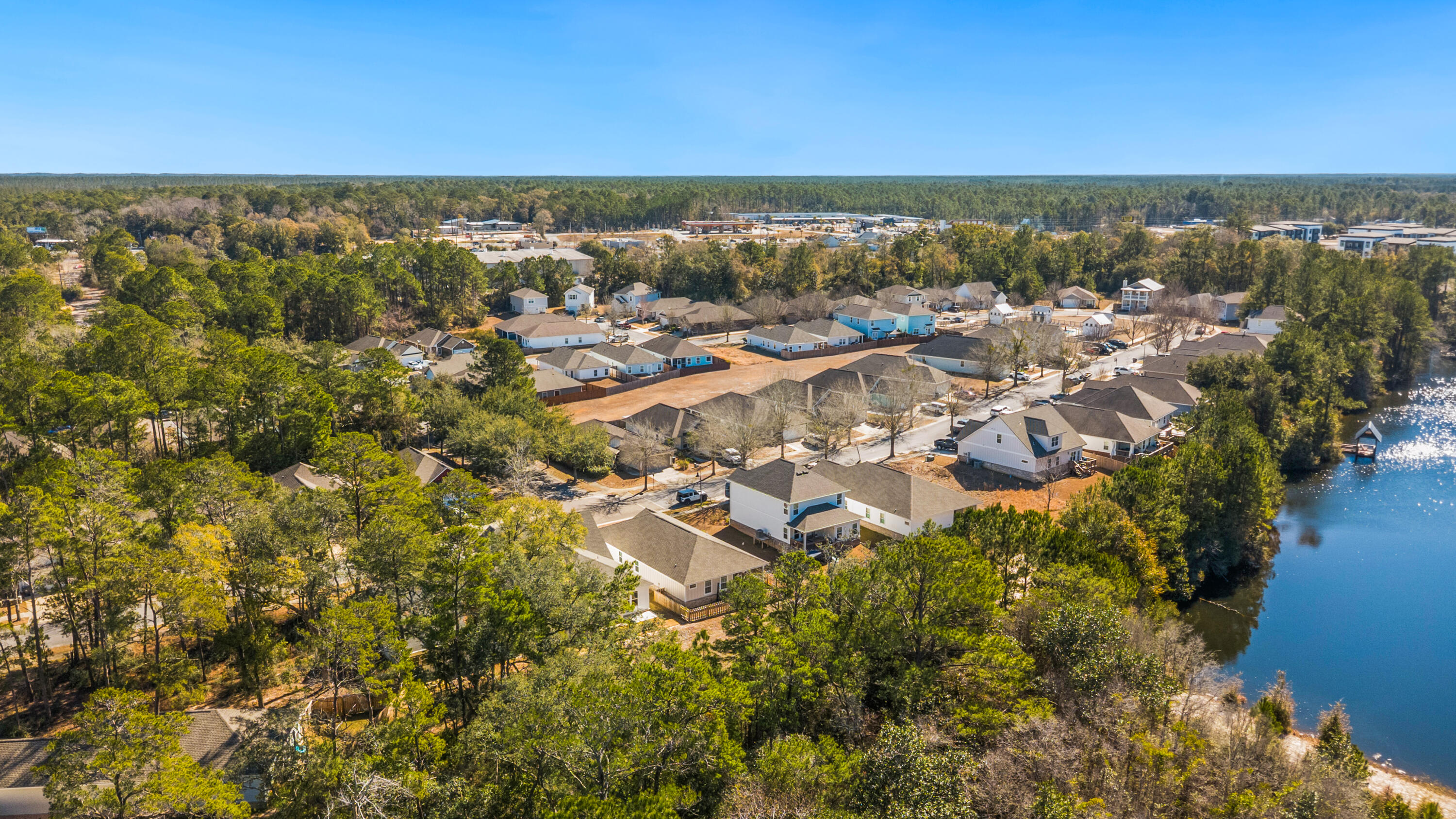 LAGRANGE LANDING - Residential