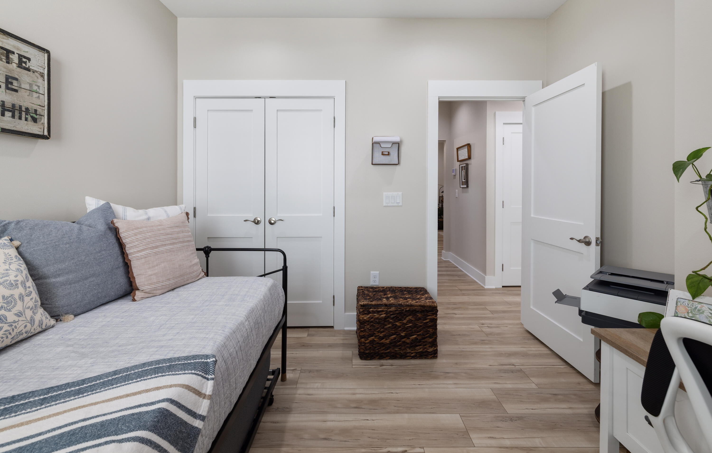 LAGRANGE LANDING - Residential