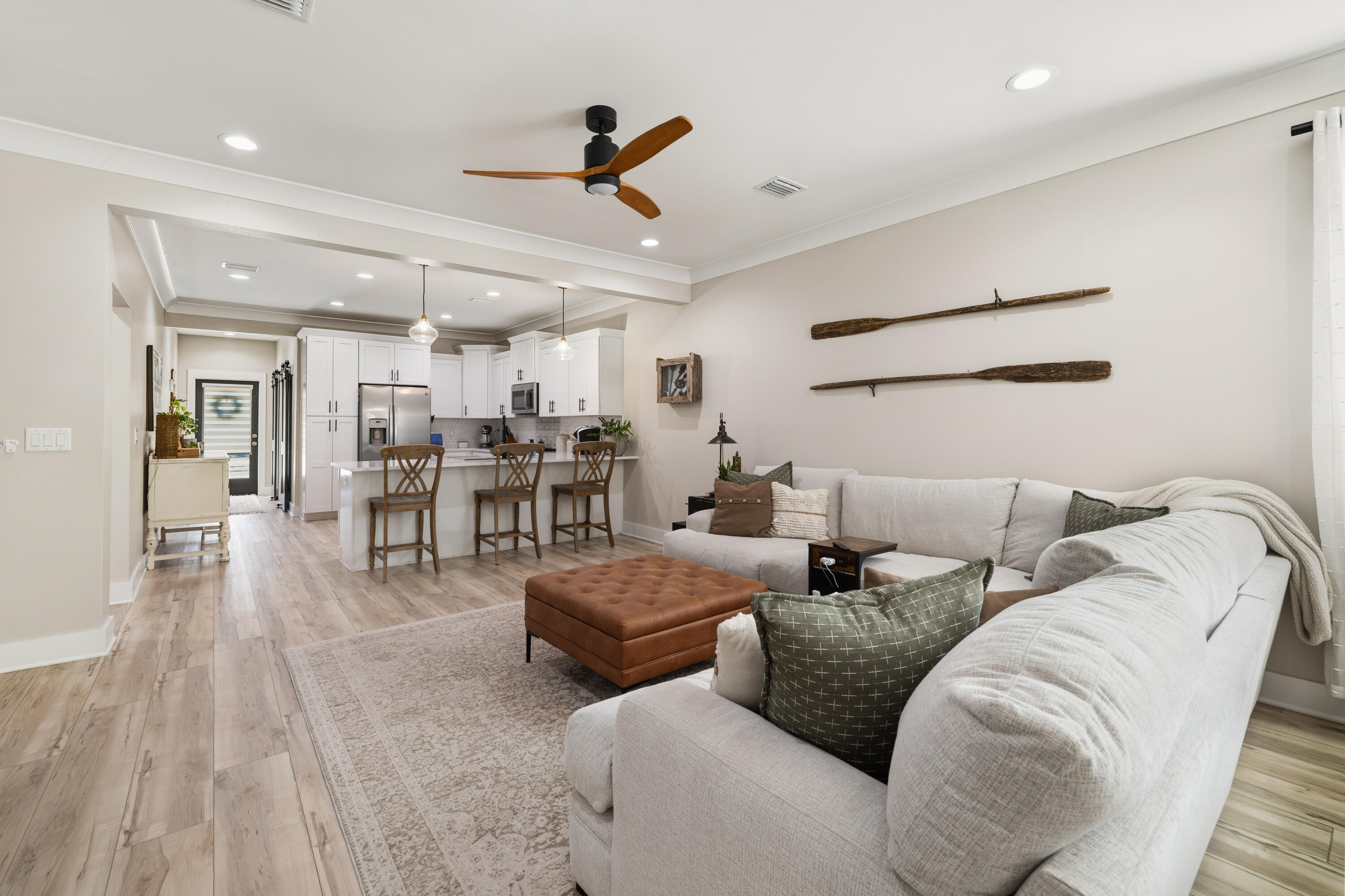 LAGRANGE LANDING - Residential