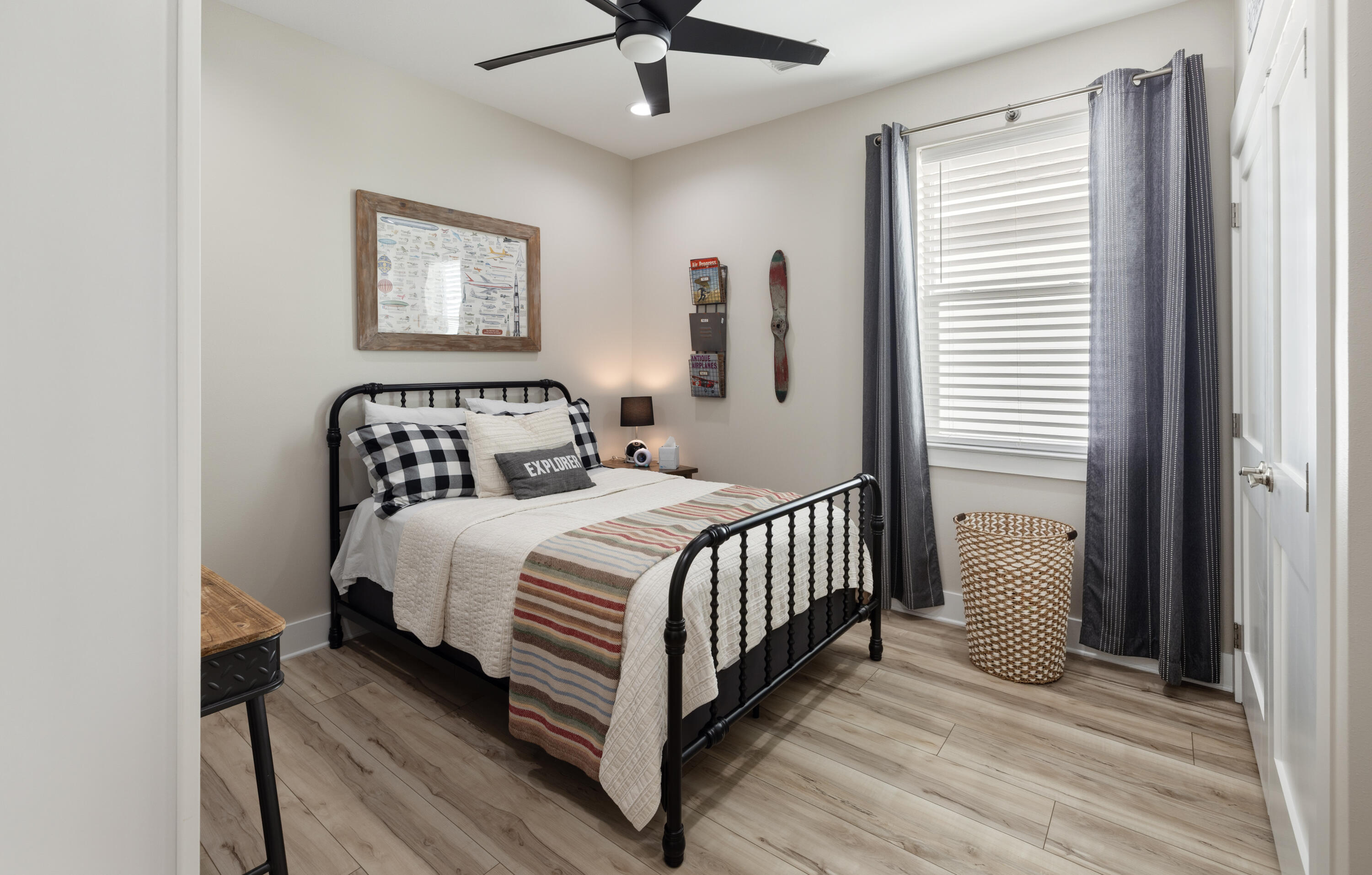 LAGRANGE LANDING - Residential