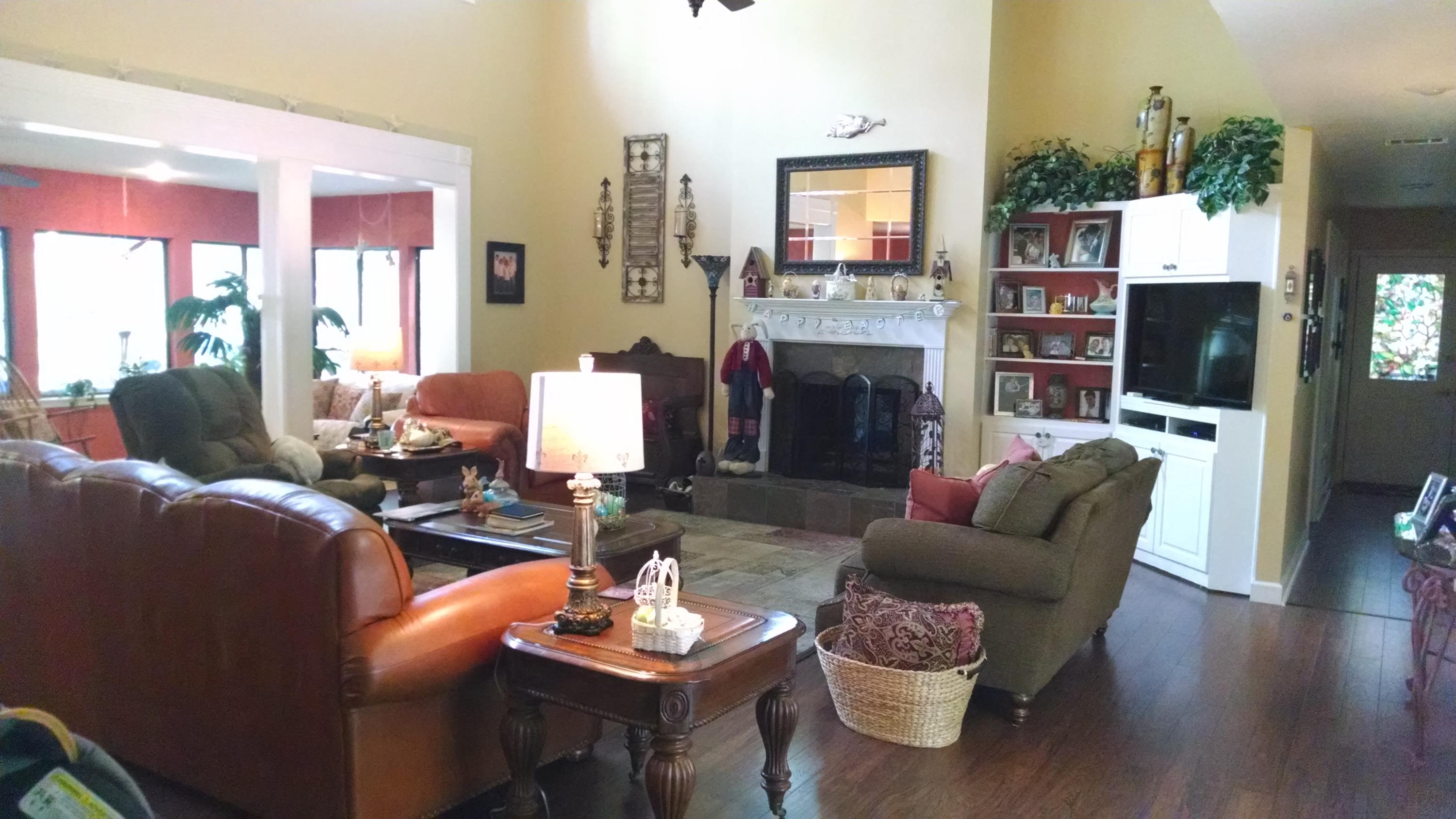 DOLPHIN POINT ESTATES - Residential