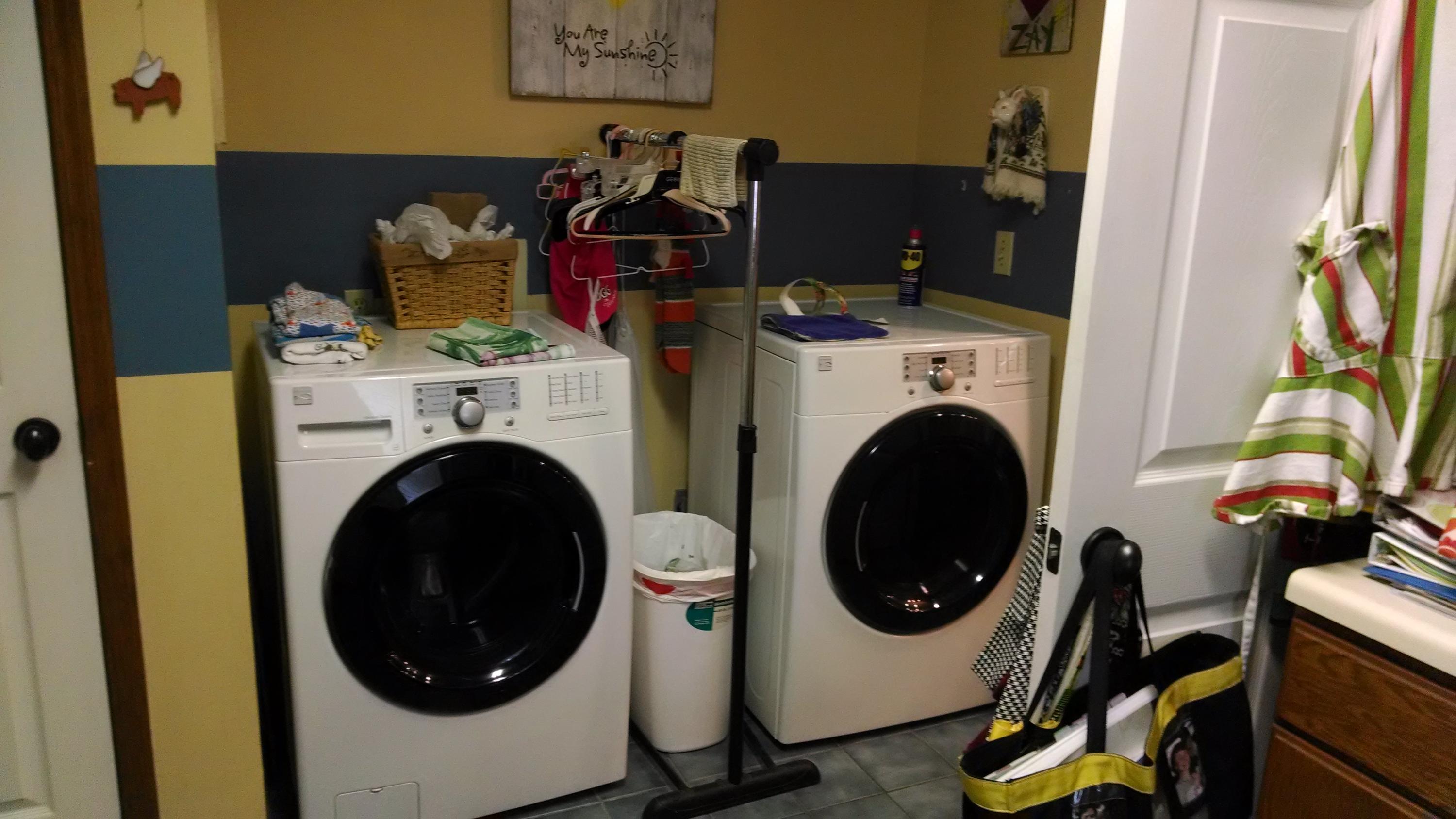 DOLPHIN POINT ESTATES - Residential