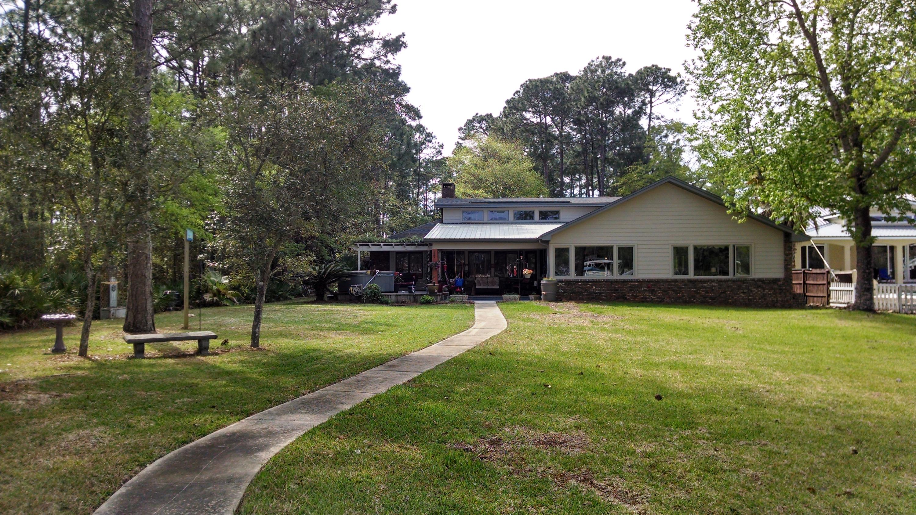 DOLPHIN POINT ESTATES - Residential