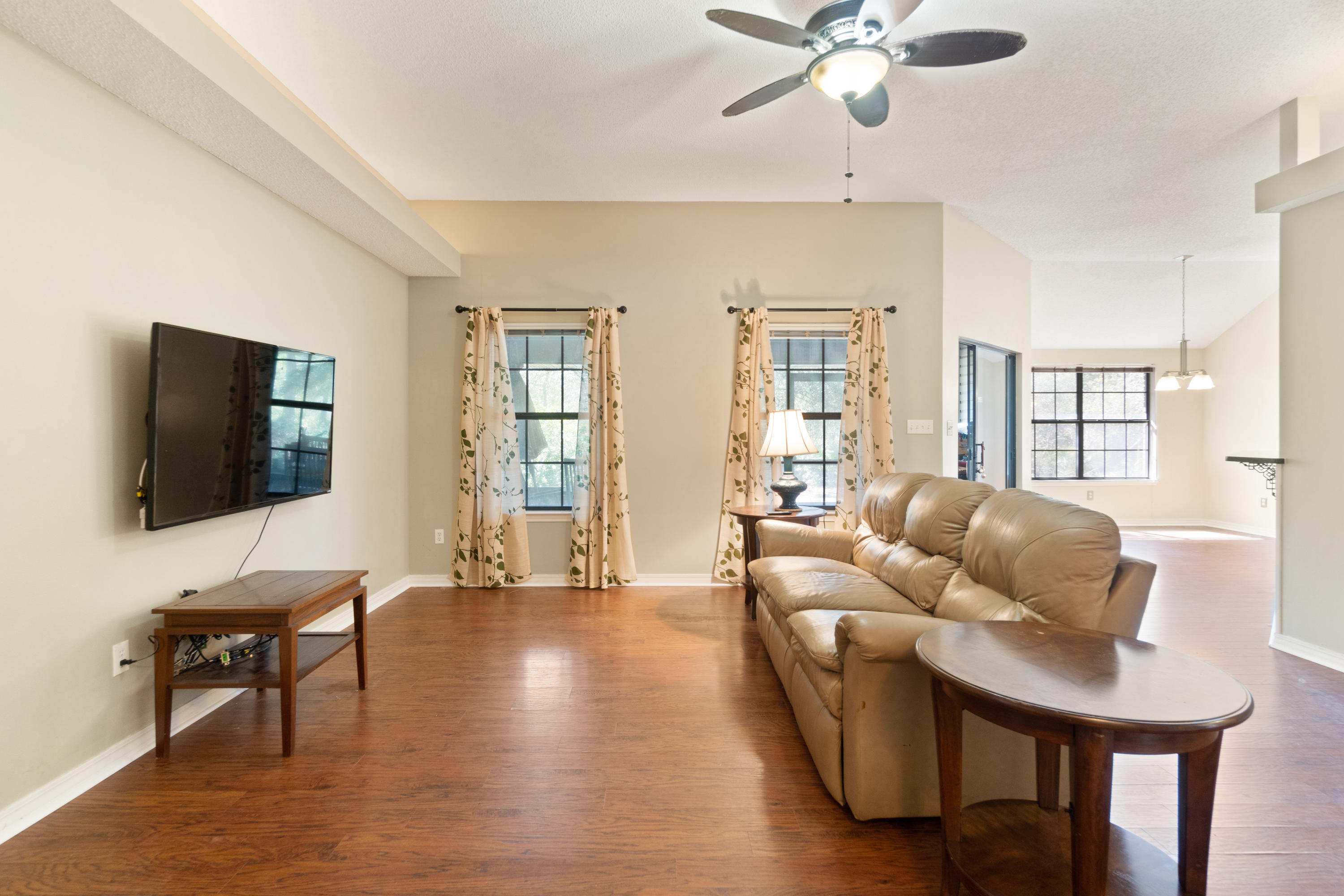 BISCAYNE POINTE - Residential