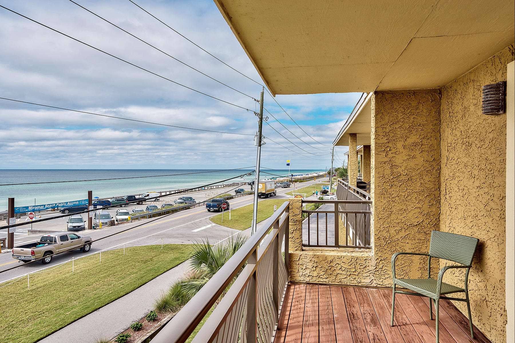 Costa Vista T/H - Residential