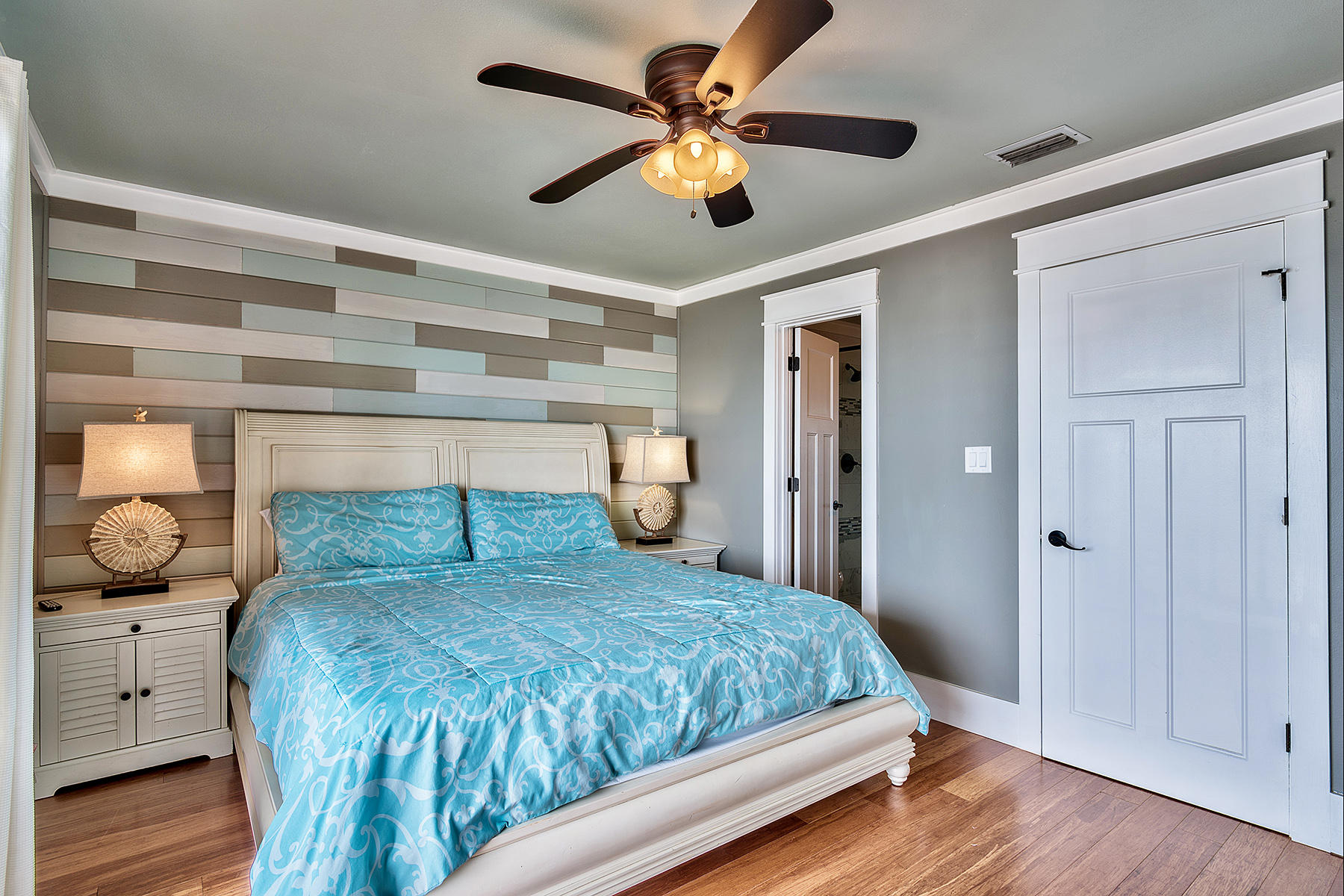 Costa Vista T/H - Residential