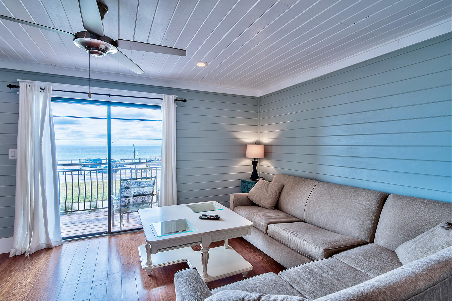 Costa Vista T/H - Residential