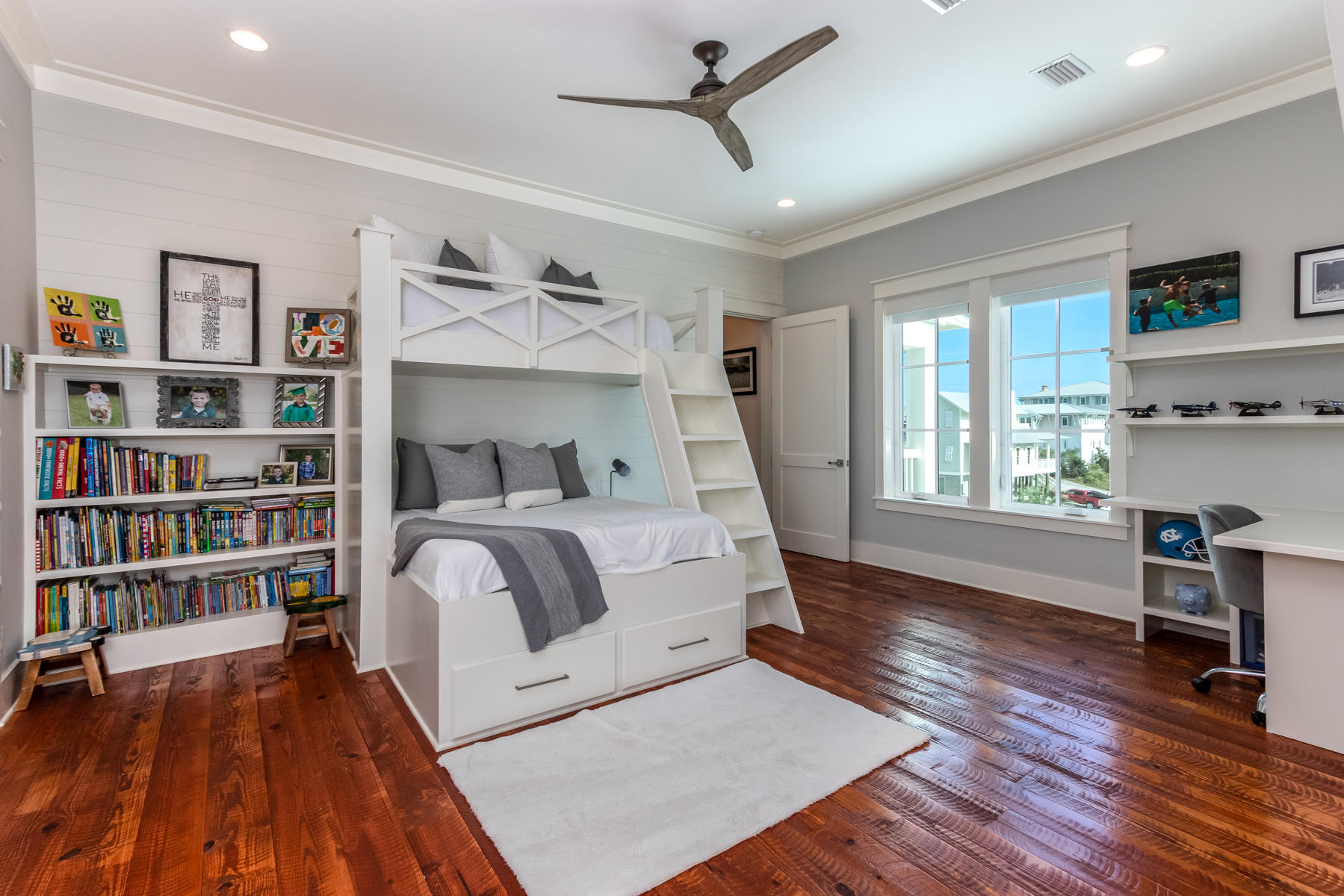 GRAYTON BEACH - Residential