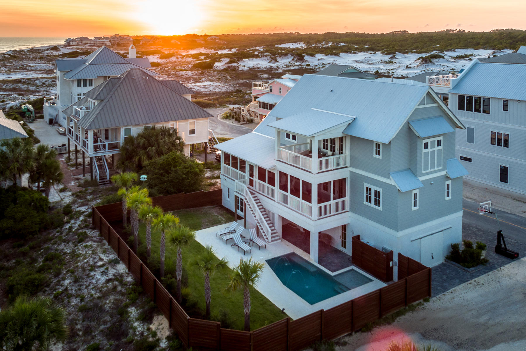 GRAYTON BEACH - Residential