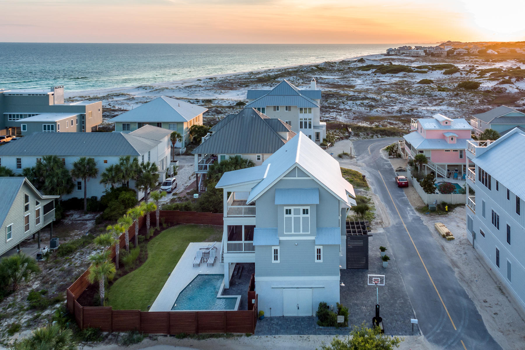 GRAYTON BEACH - Residential
