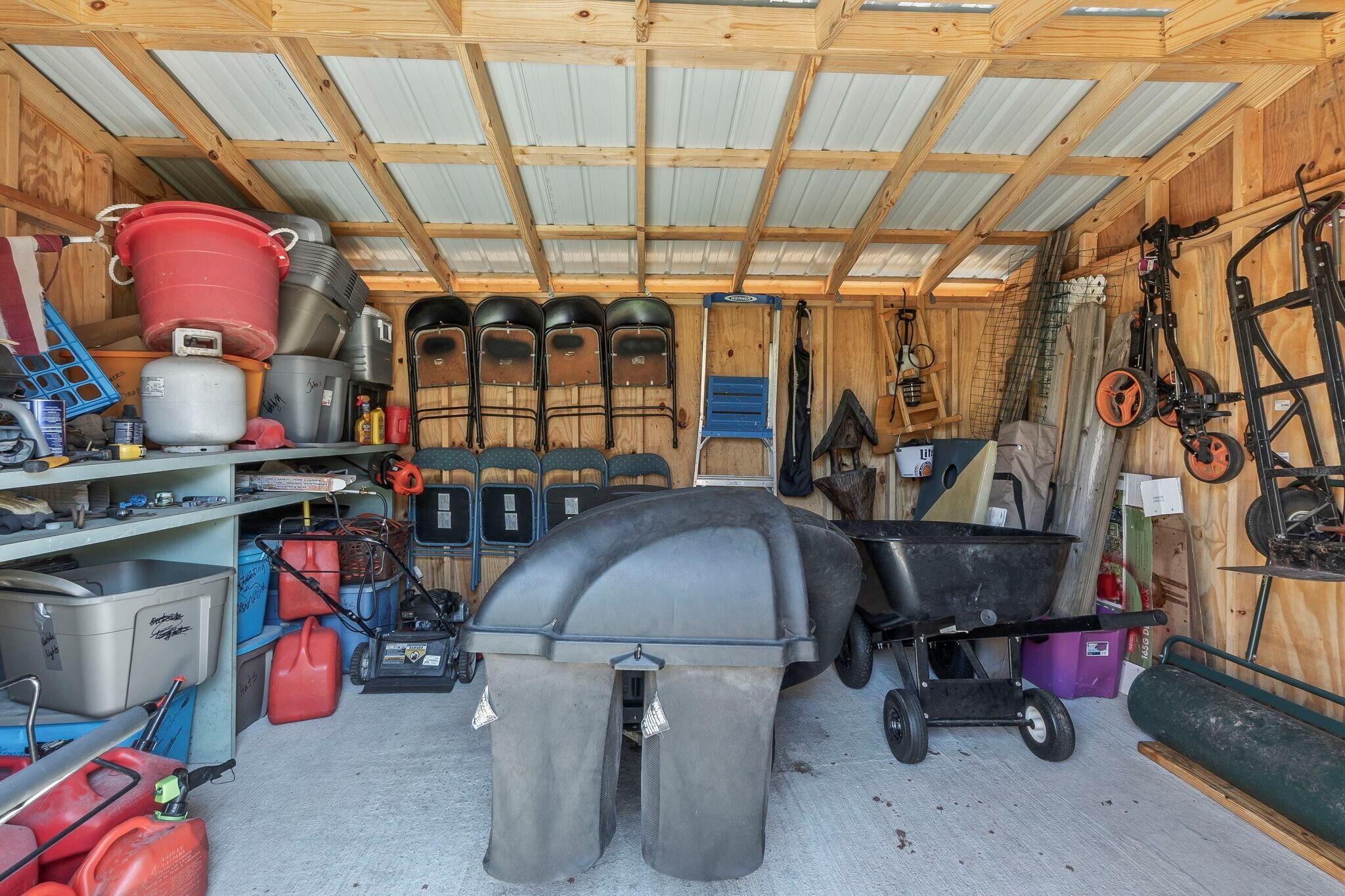 NORTHRIDGE - Residential