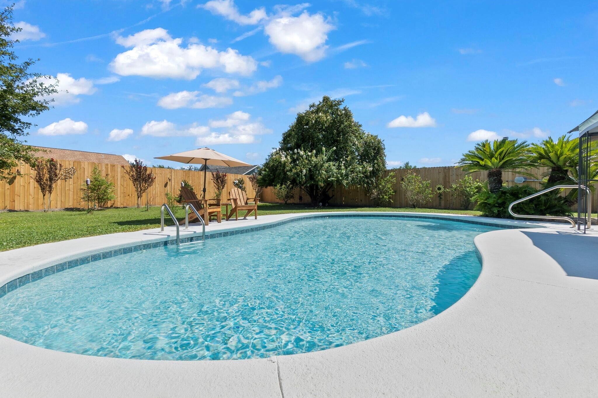 NORTHRIDGE - Residential