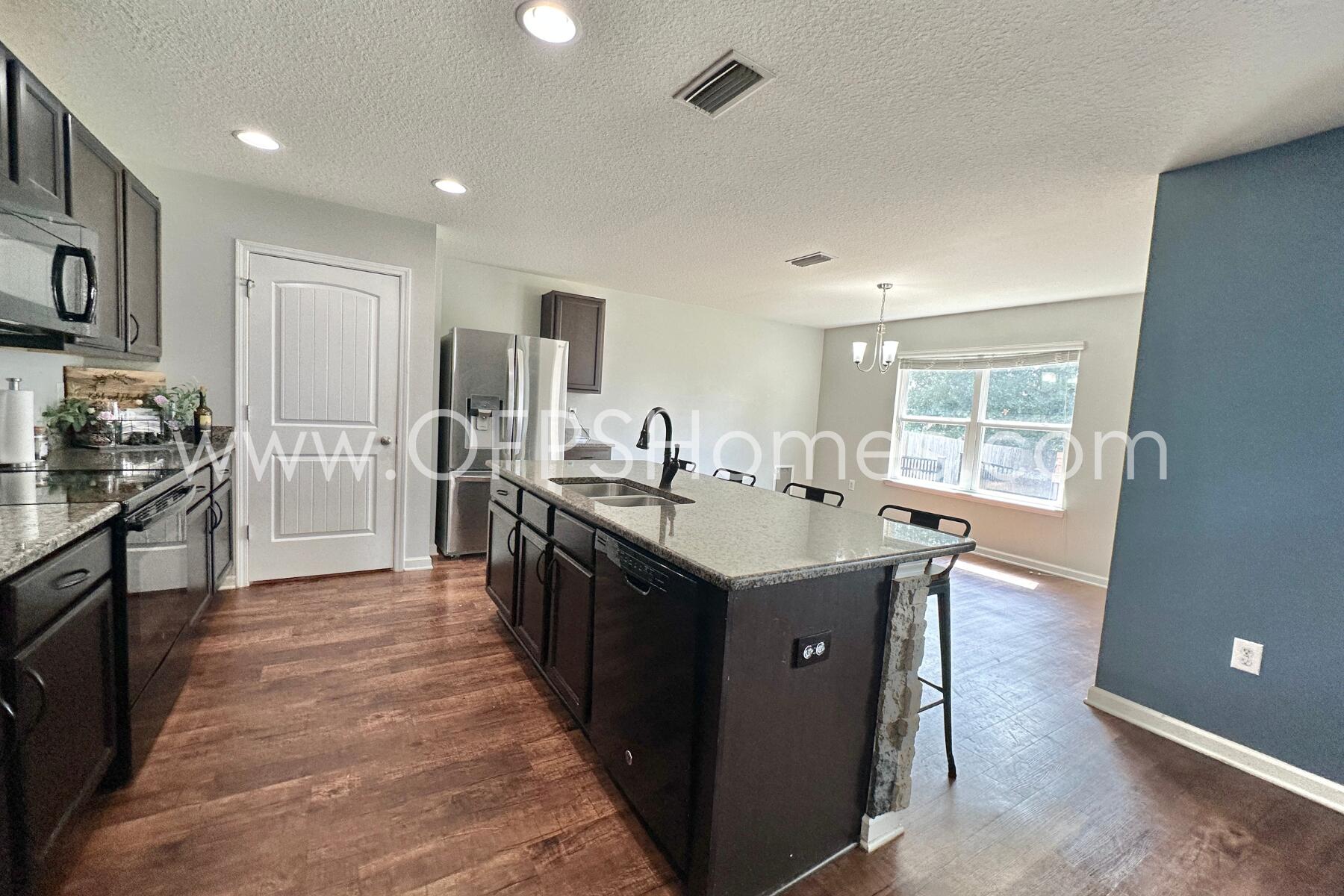 PARTRIDGE HILLS - Residential Lease