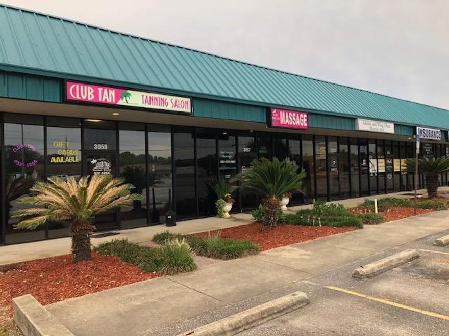 Investment Opportunity! Two retail/office spaces located in Parkway Plaza with established tenants. Leases run through 2021/2022 and currently yielding 8.34% cap rate and increases built-in, raising the cap rate to 8.52%. Located with many other established retail/office users in the highly desired Gulf Breeze Community!
