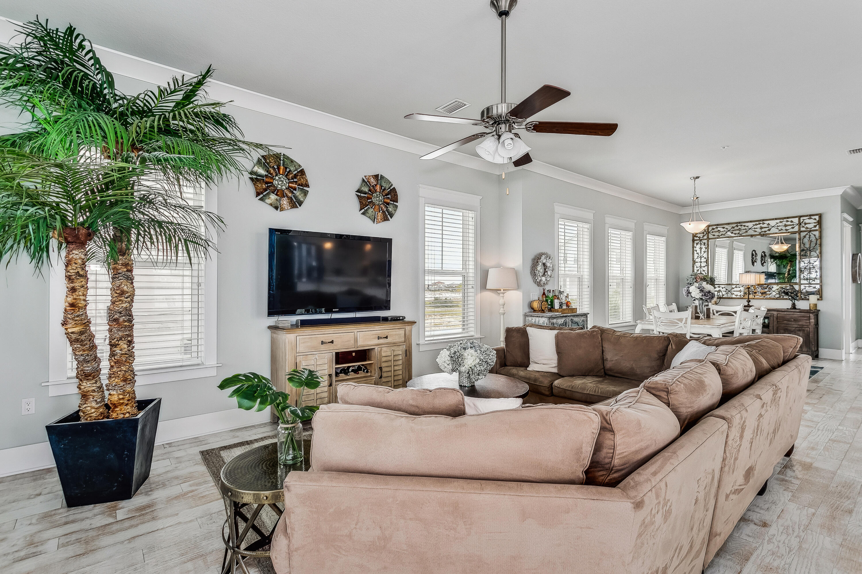 BY THE SEA - Residential