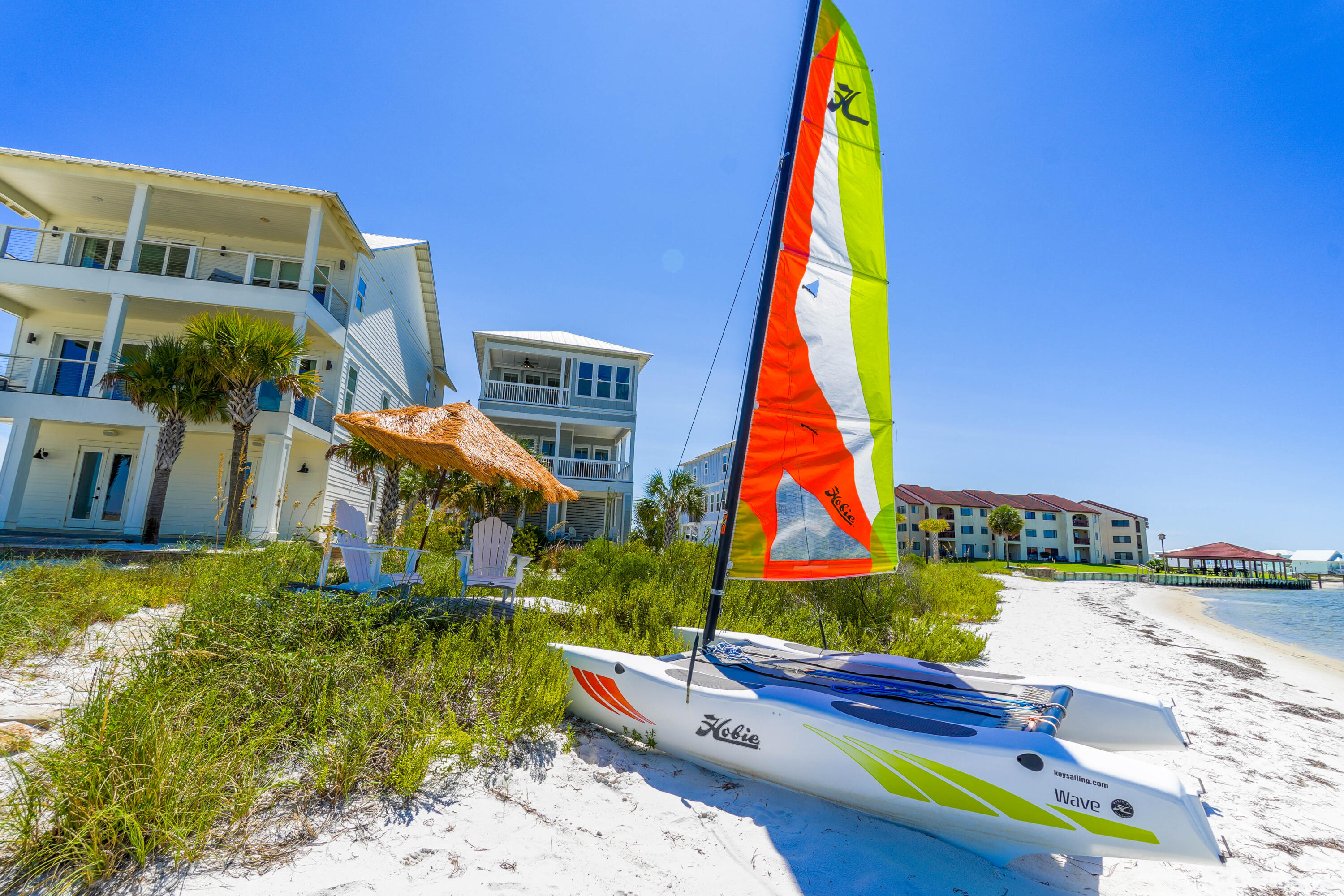BY THE SEA - Residential