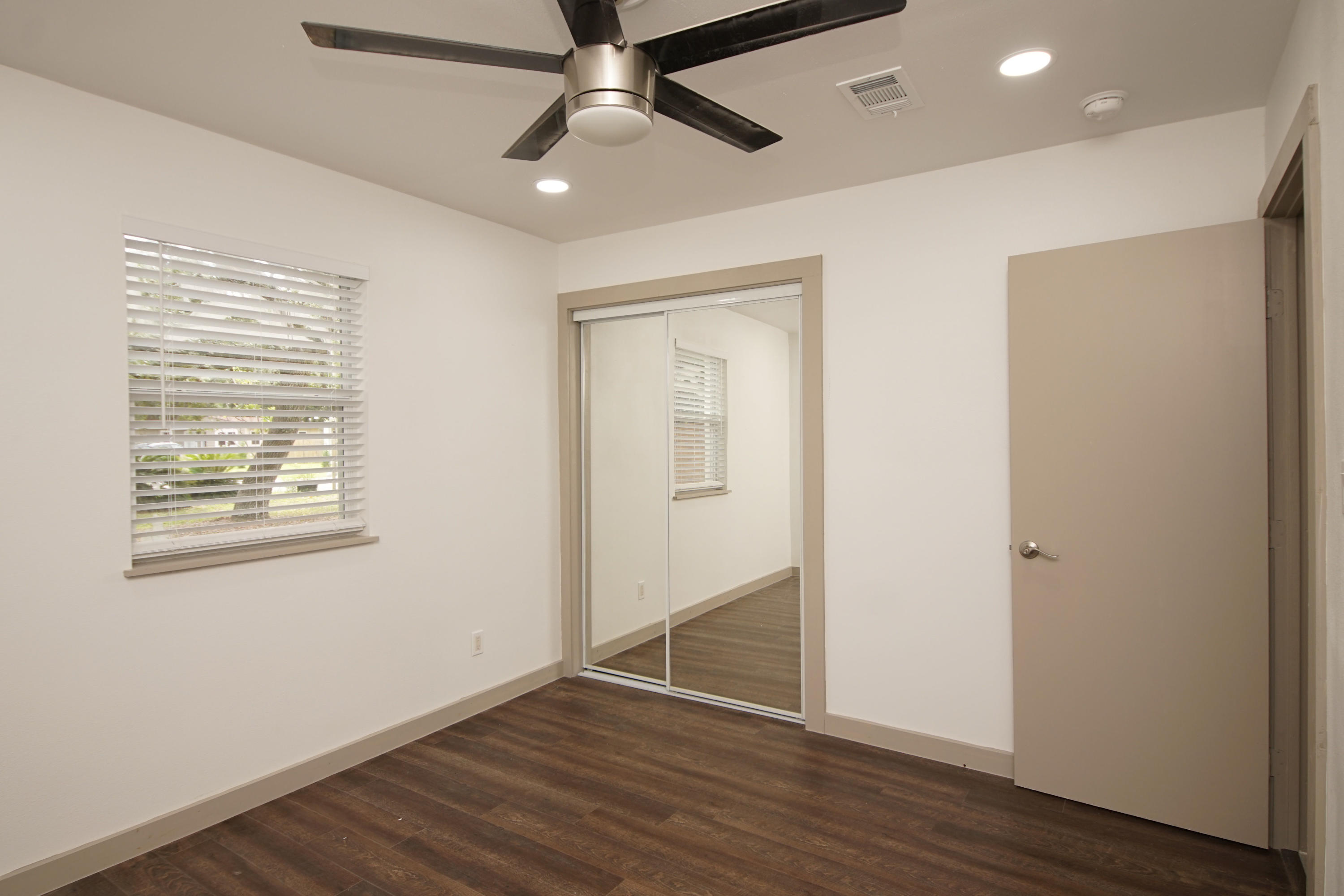 SEABREEZE 3RD ADDN - Residential