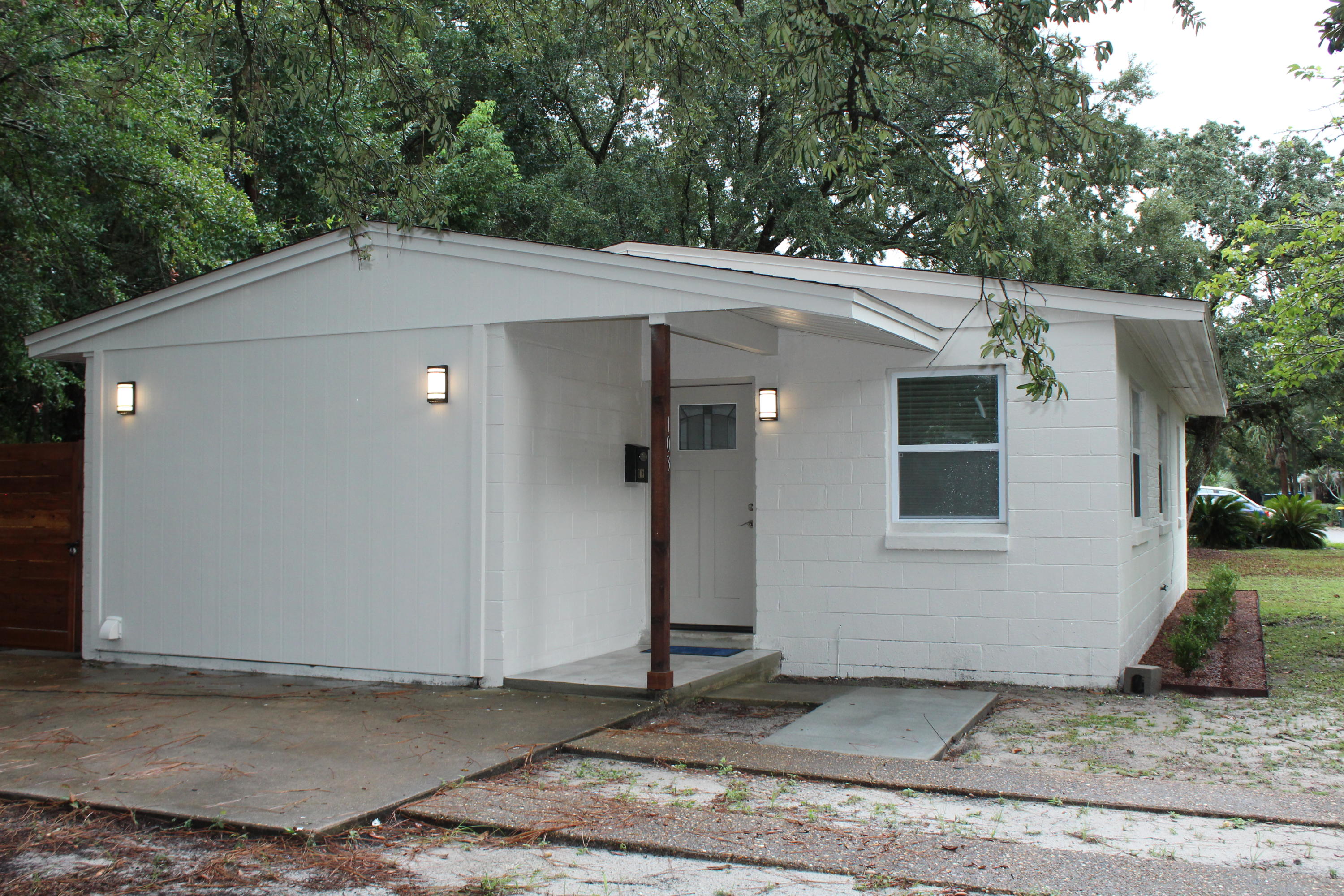 SEABREEZE 3RD ADDN - Residential