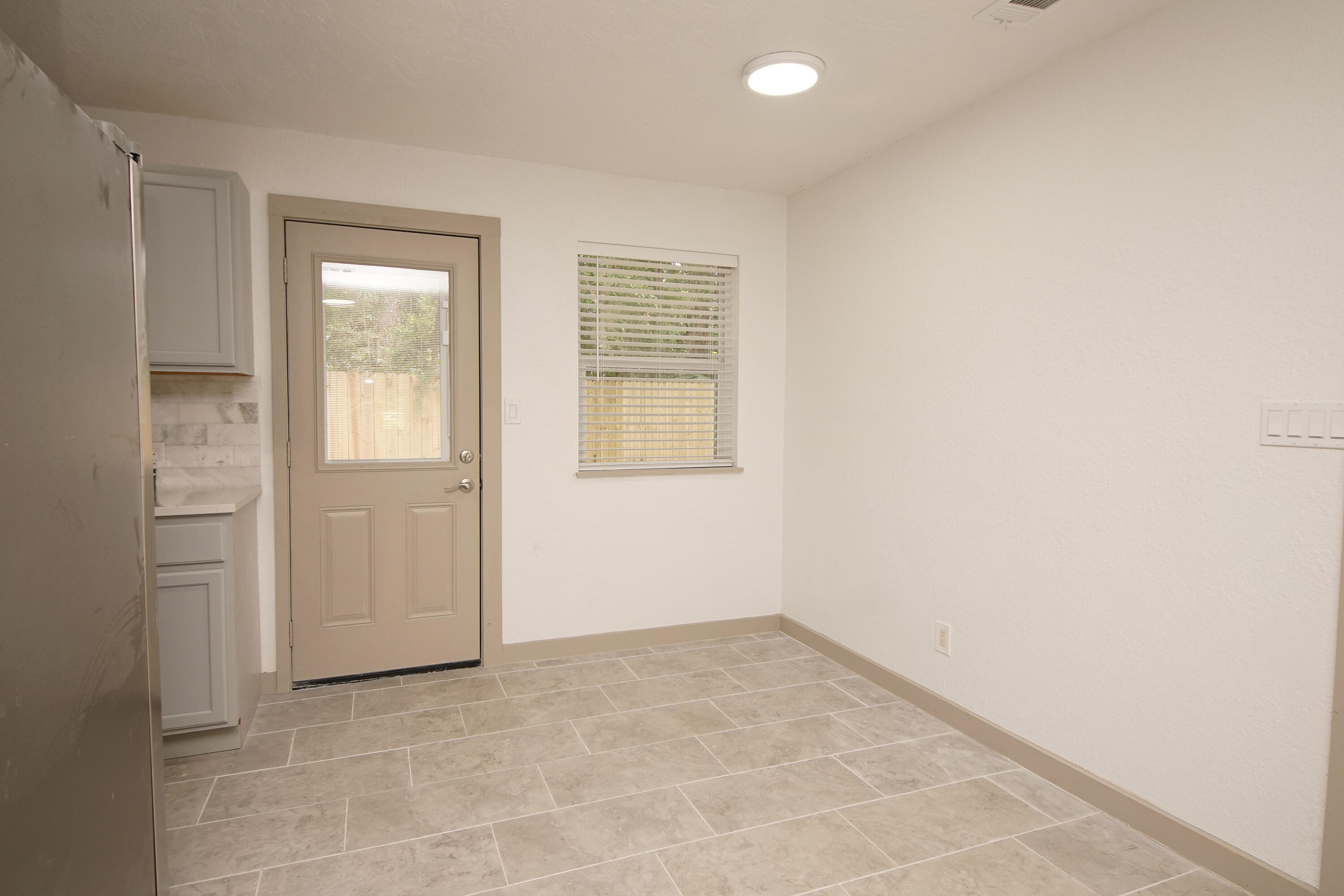 SEABREEZE 3RD ADDN - Residential