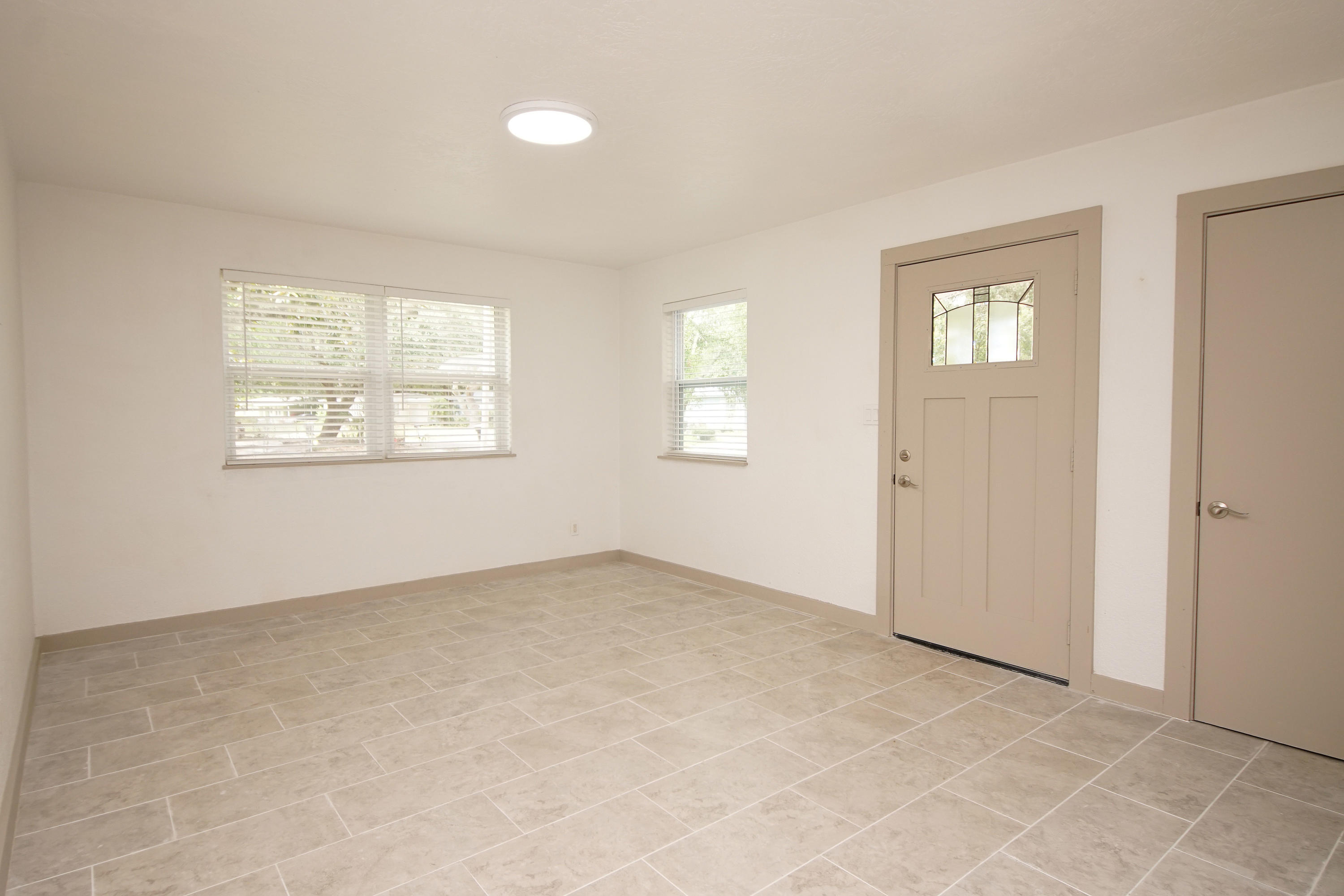 SEABREEZE 3RD ADDN - Residential