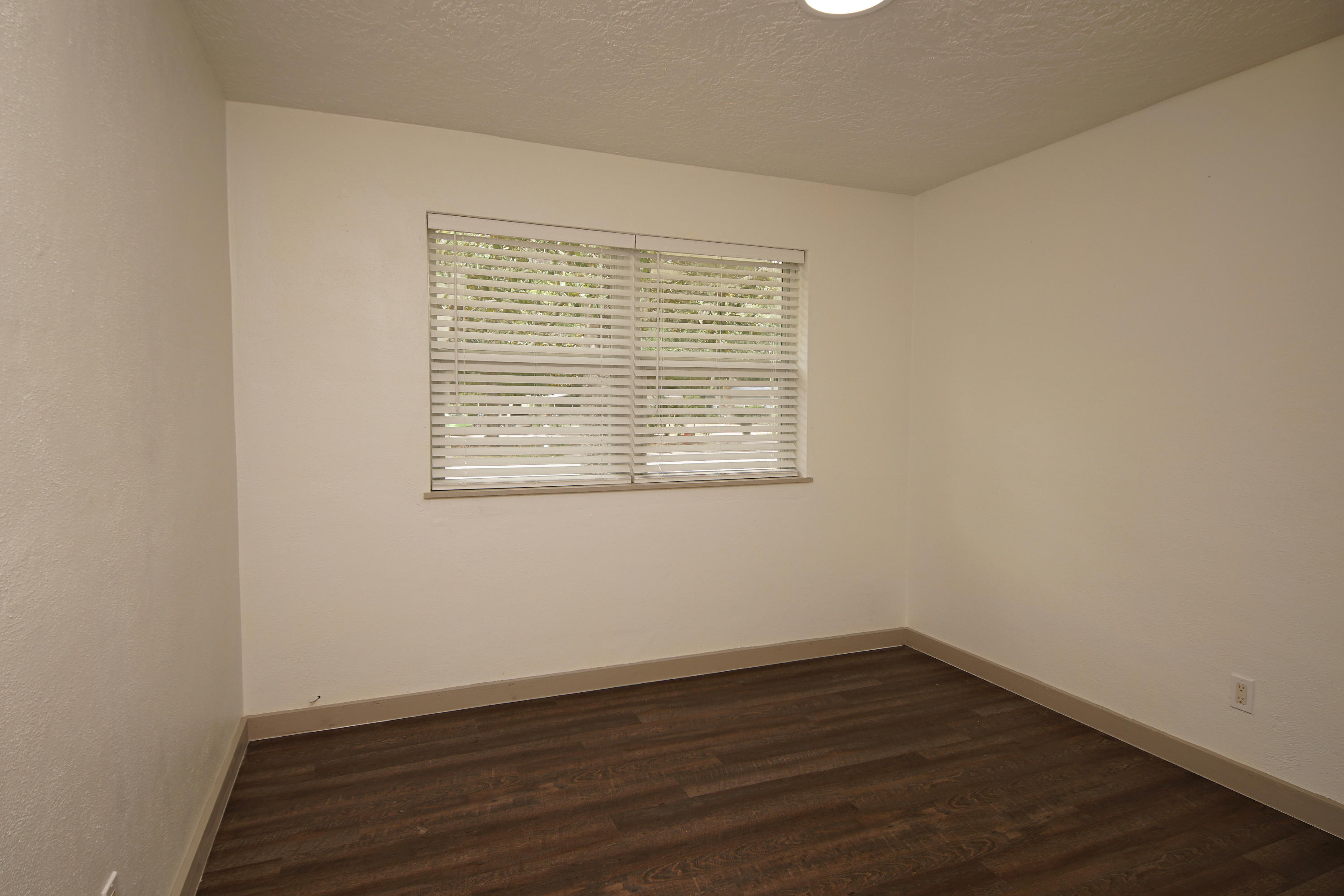 SEABREEZE 3RD ADDN - Residential