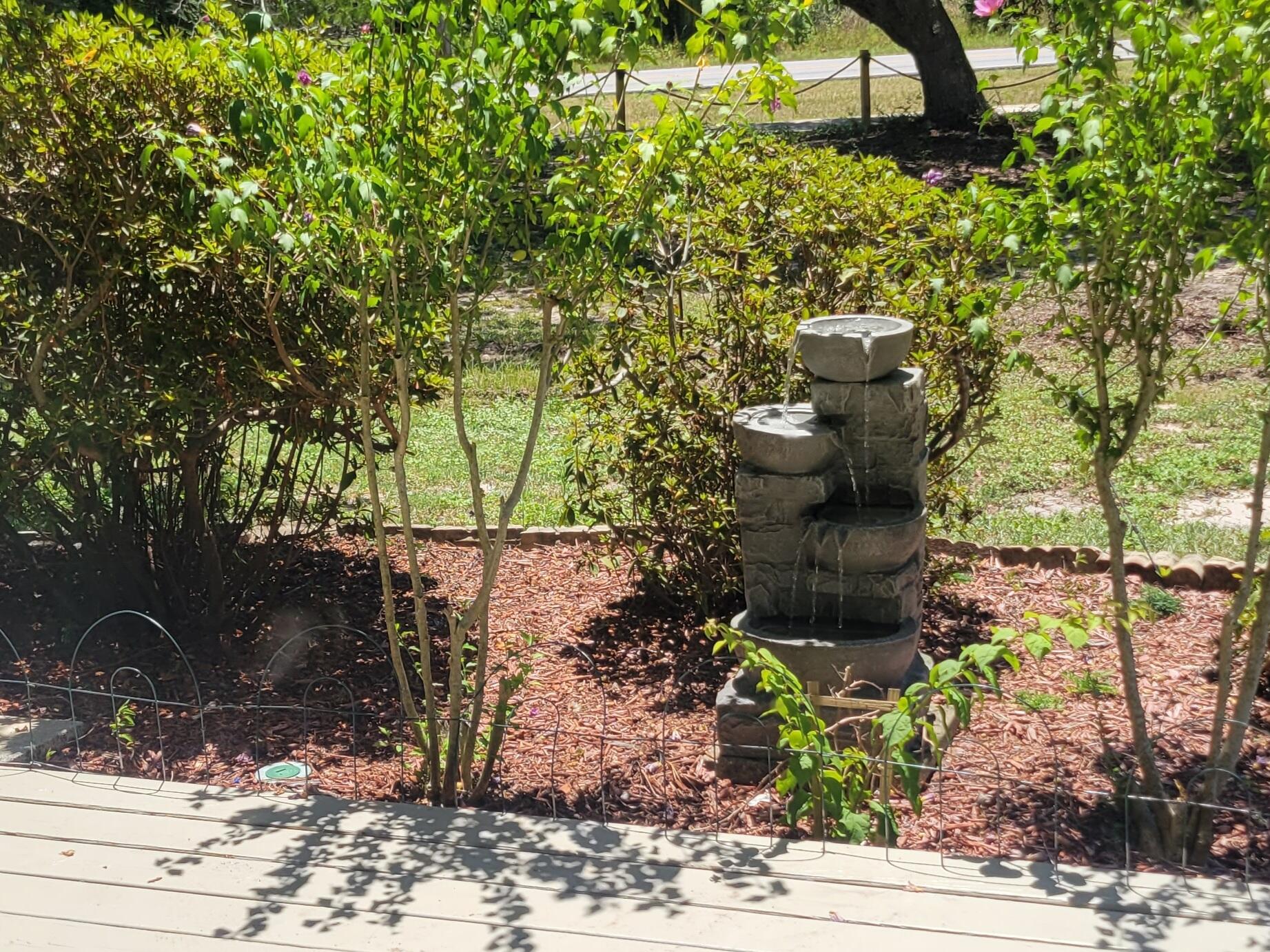 HIDDEN BAY VILLAGE - Residential