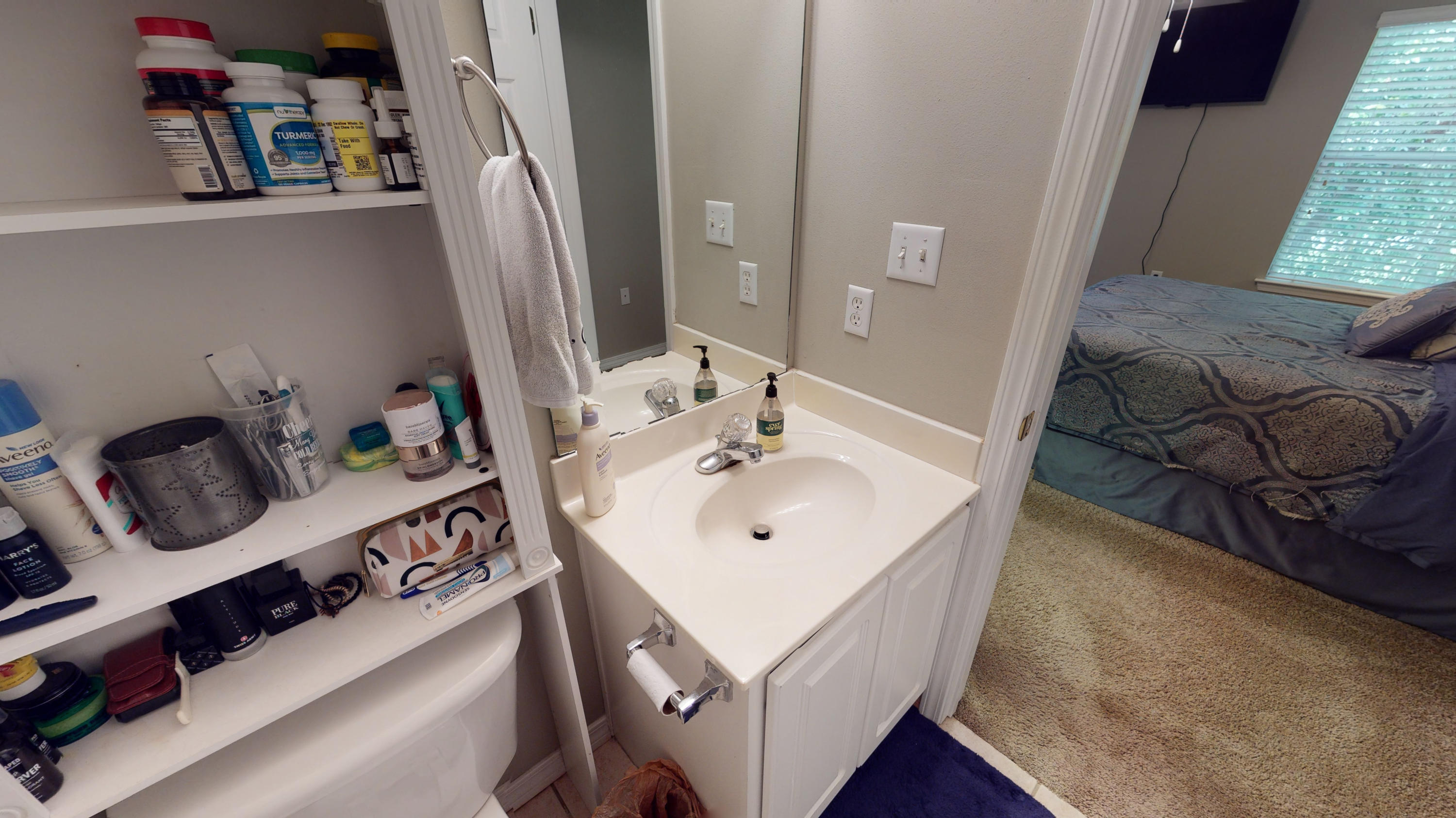 OAK PARK TOWNHOMES - Residential