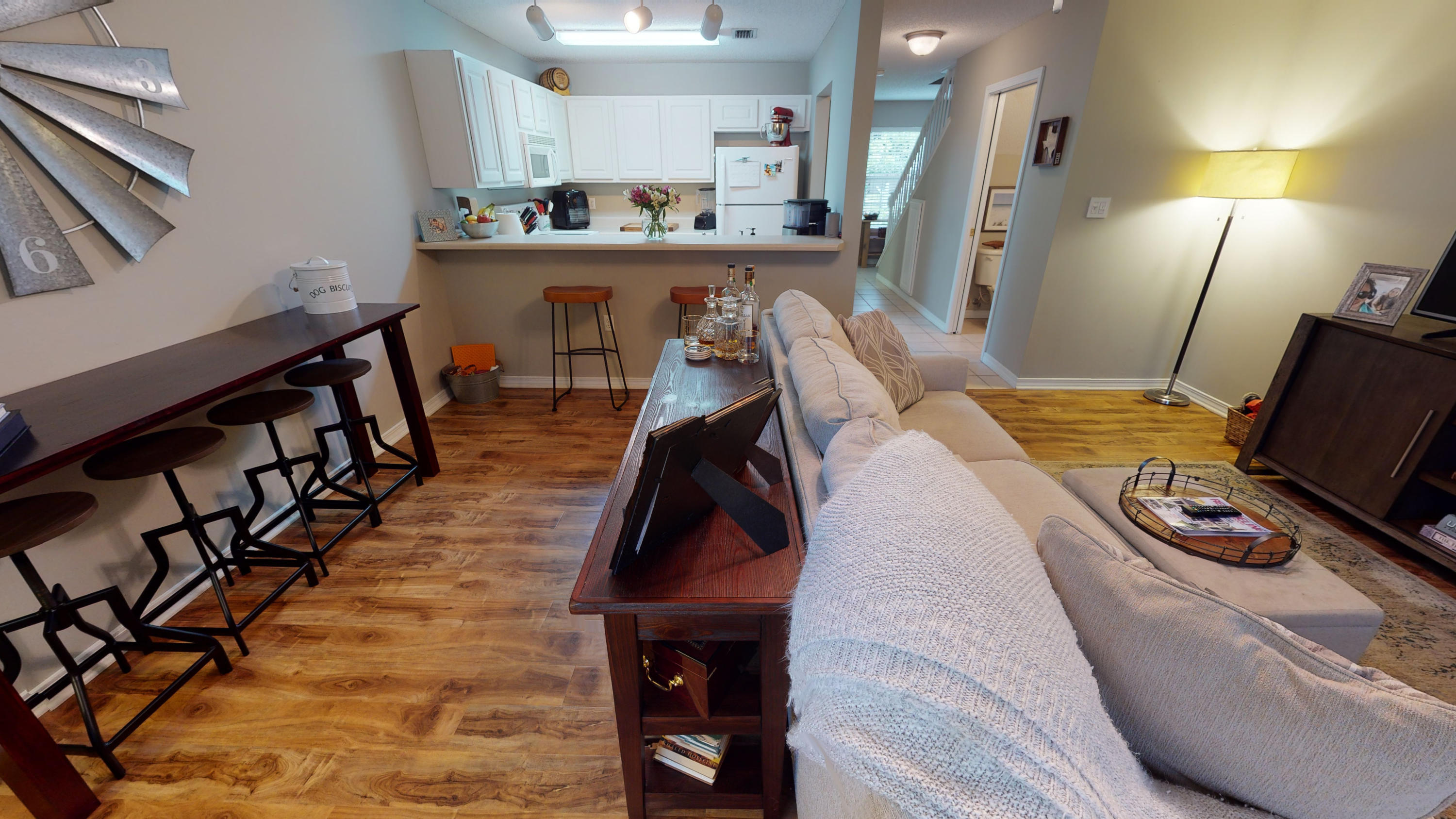 OAK PARK TOWNHOMES - Residential