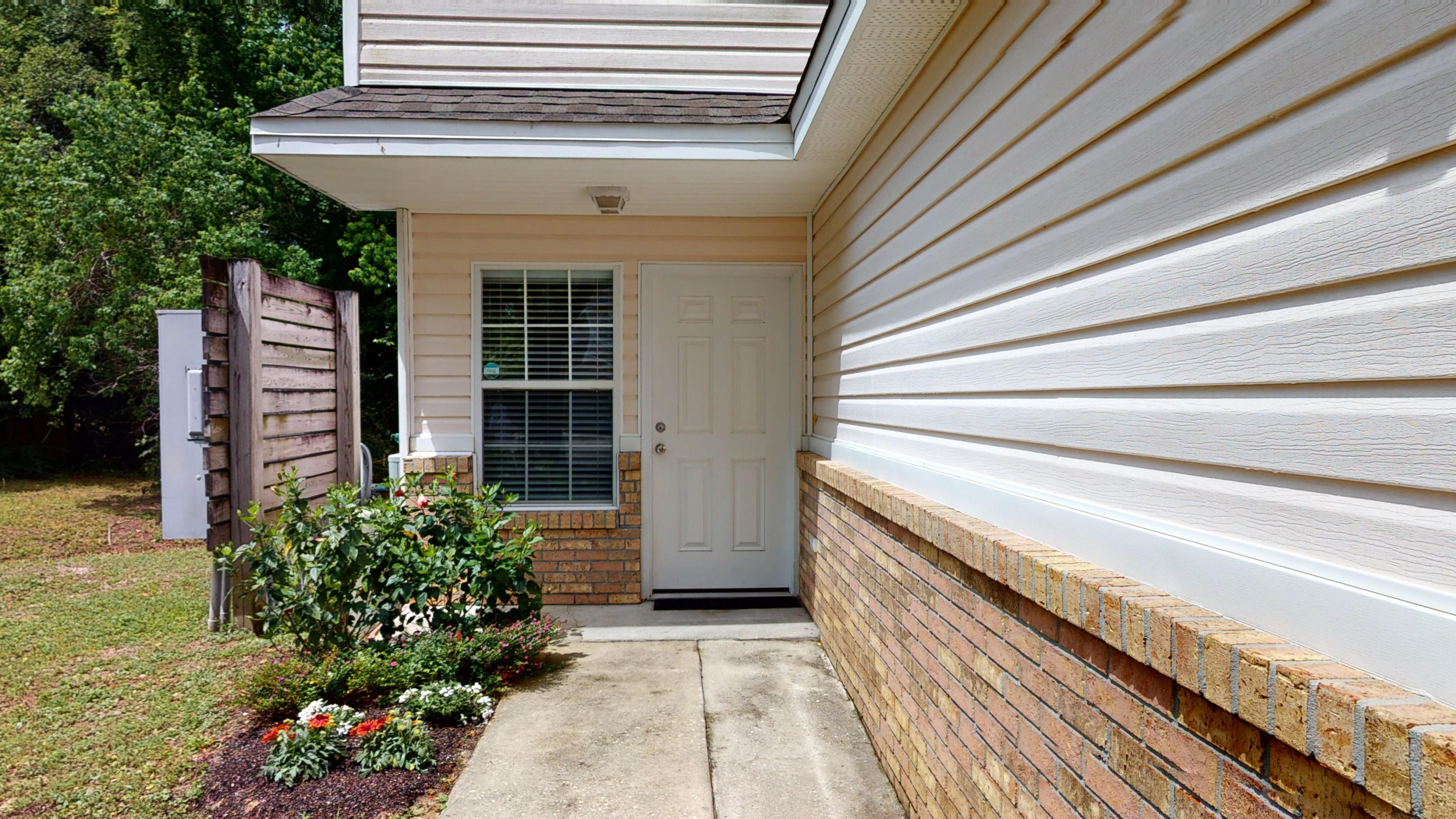 OAK PARK TOWNHOMES - Residential