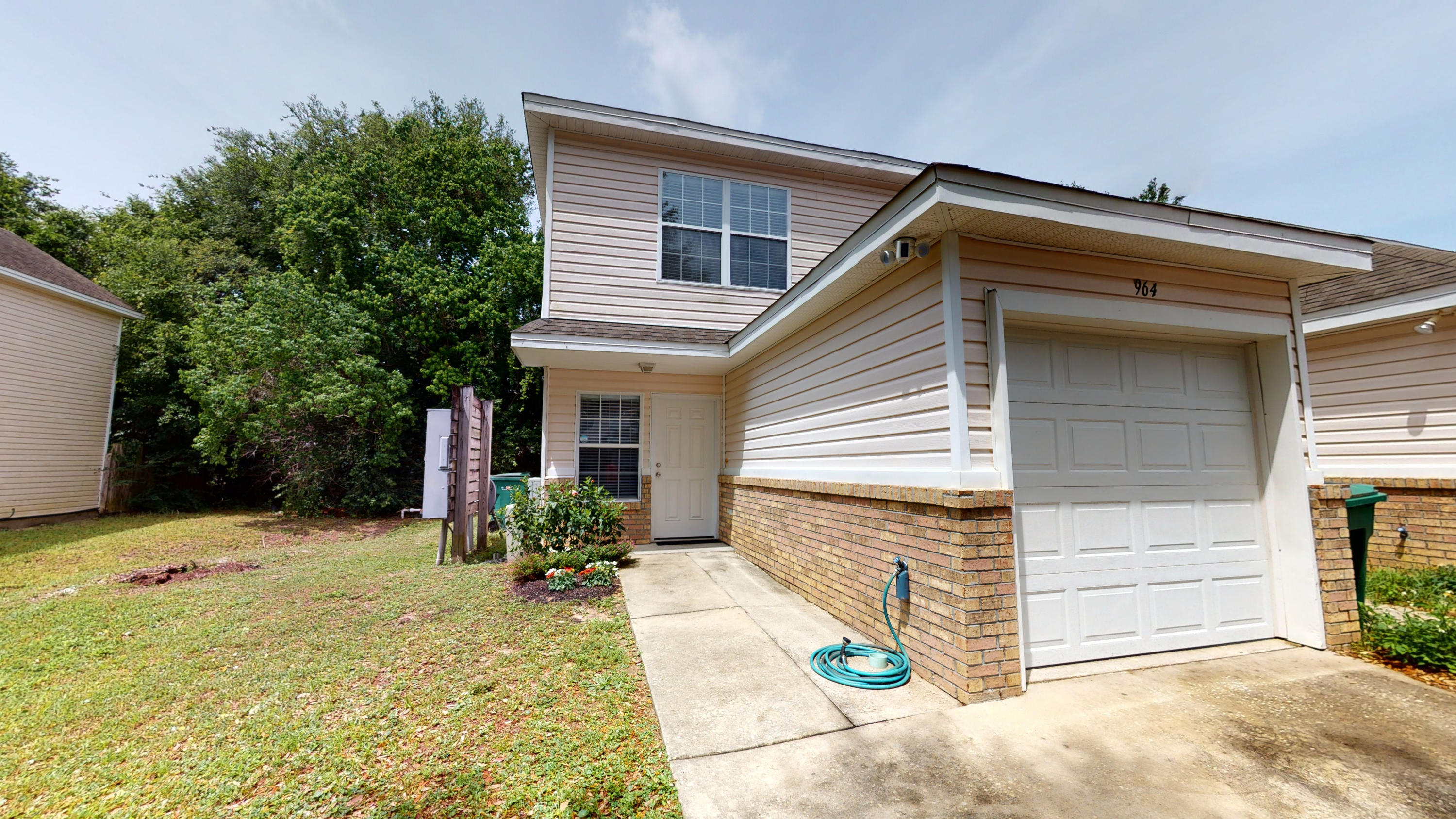 OAK PARK TOWNHOMES - Residential