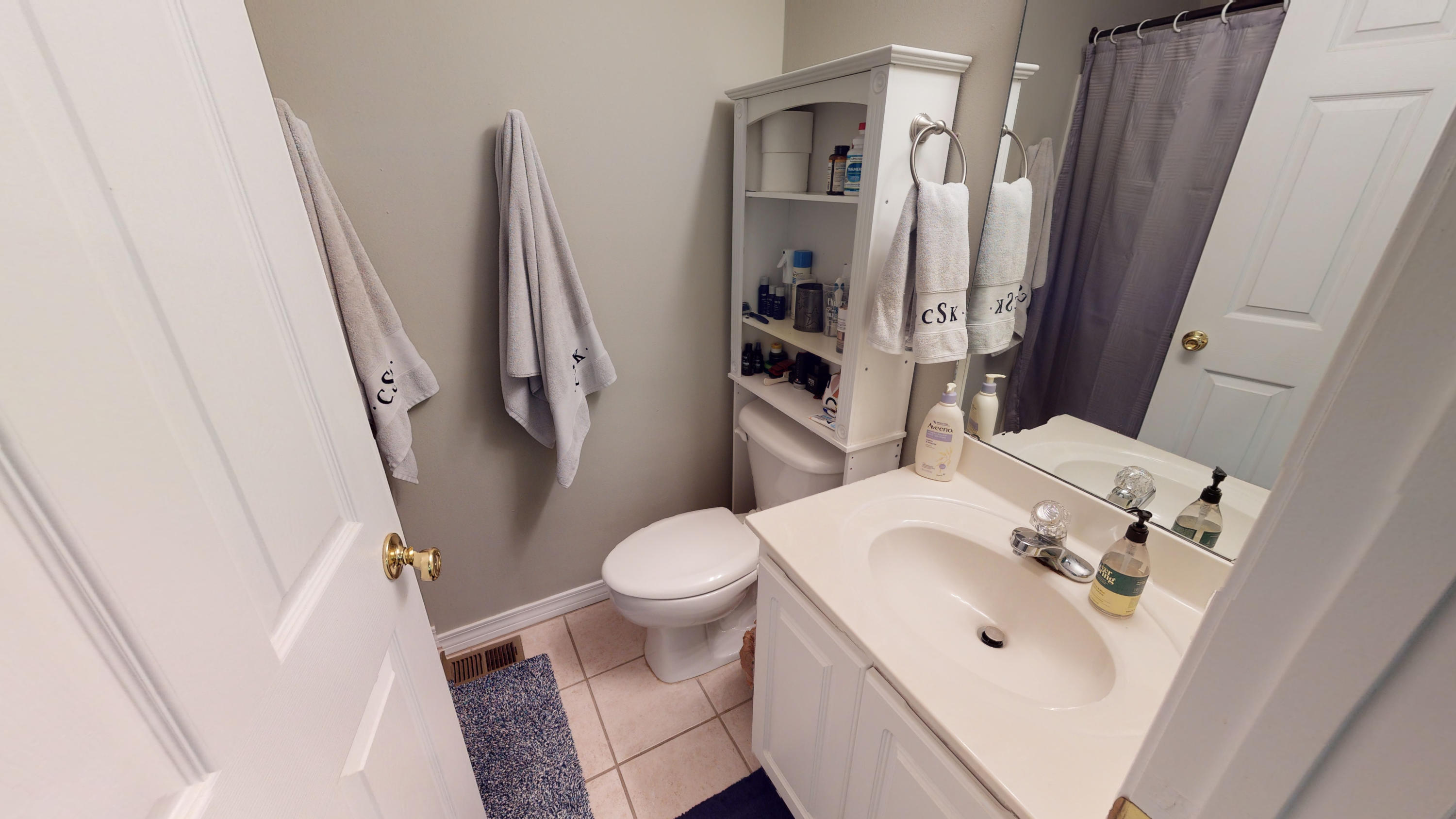 OAK PARK TOWNHOMES - Residential