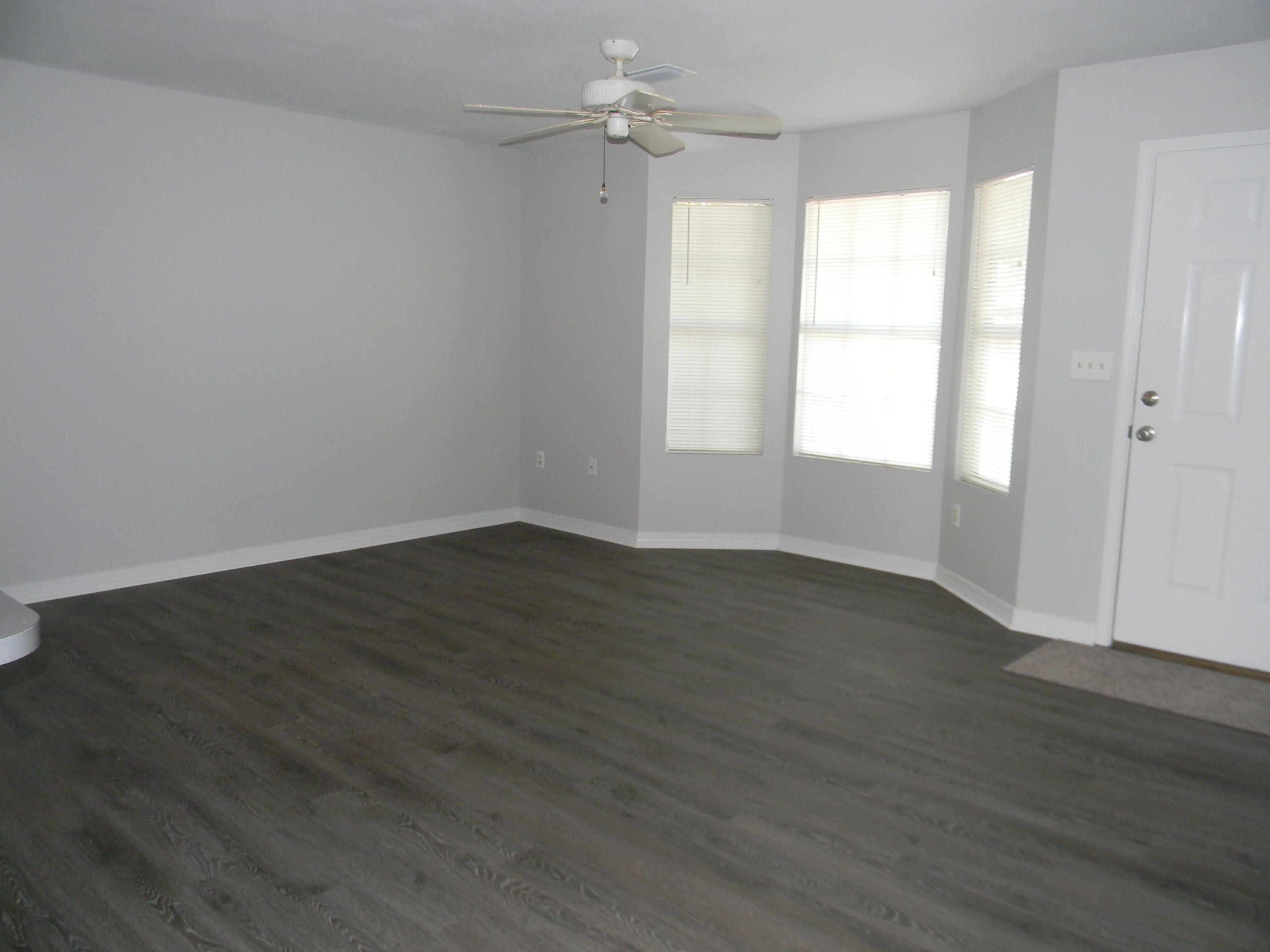 PINE RIDGE TRACE - Residential