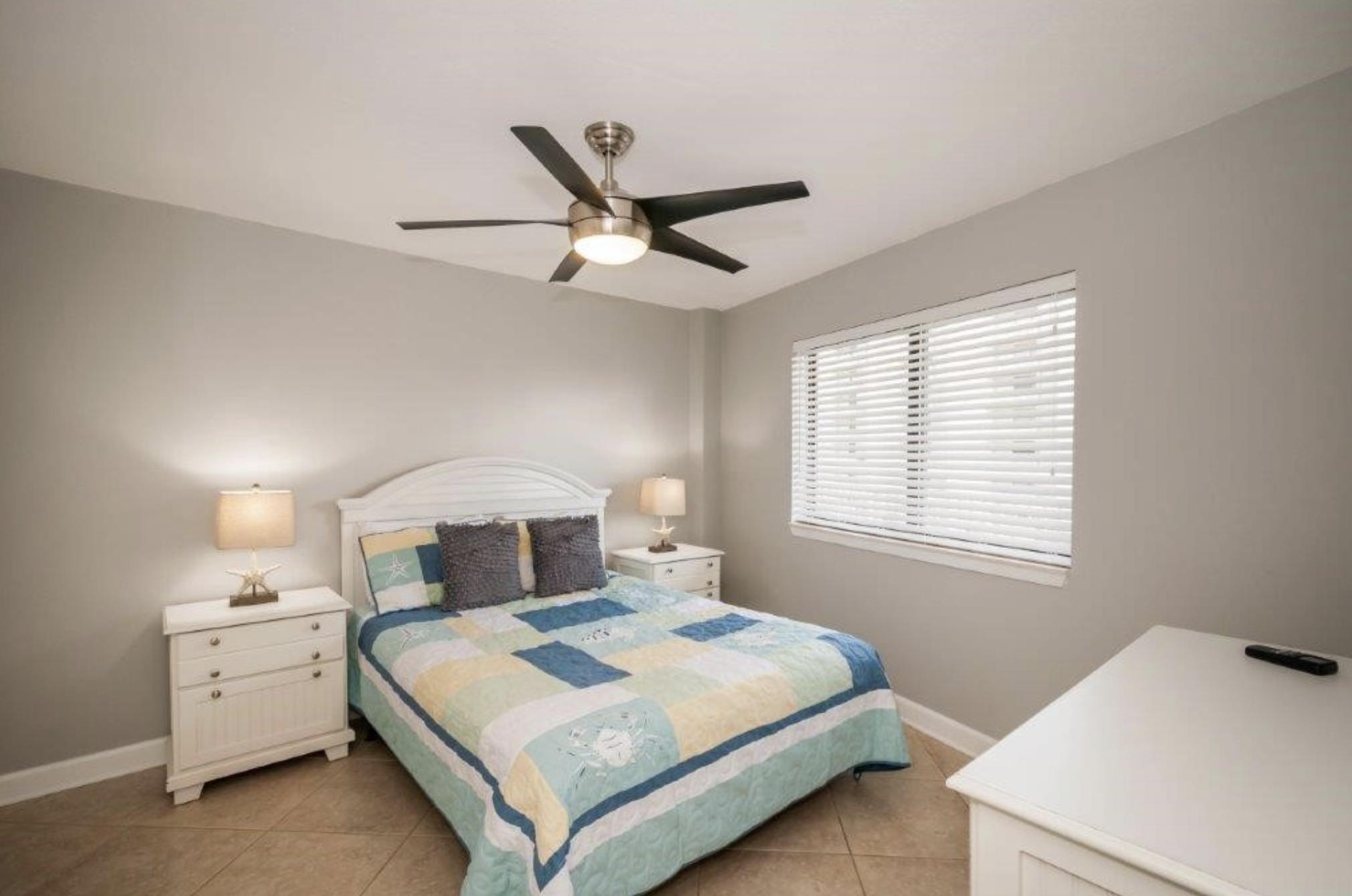 MAINSAIL CONDO PH 3 - Residential