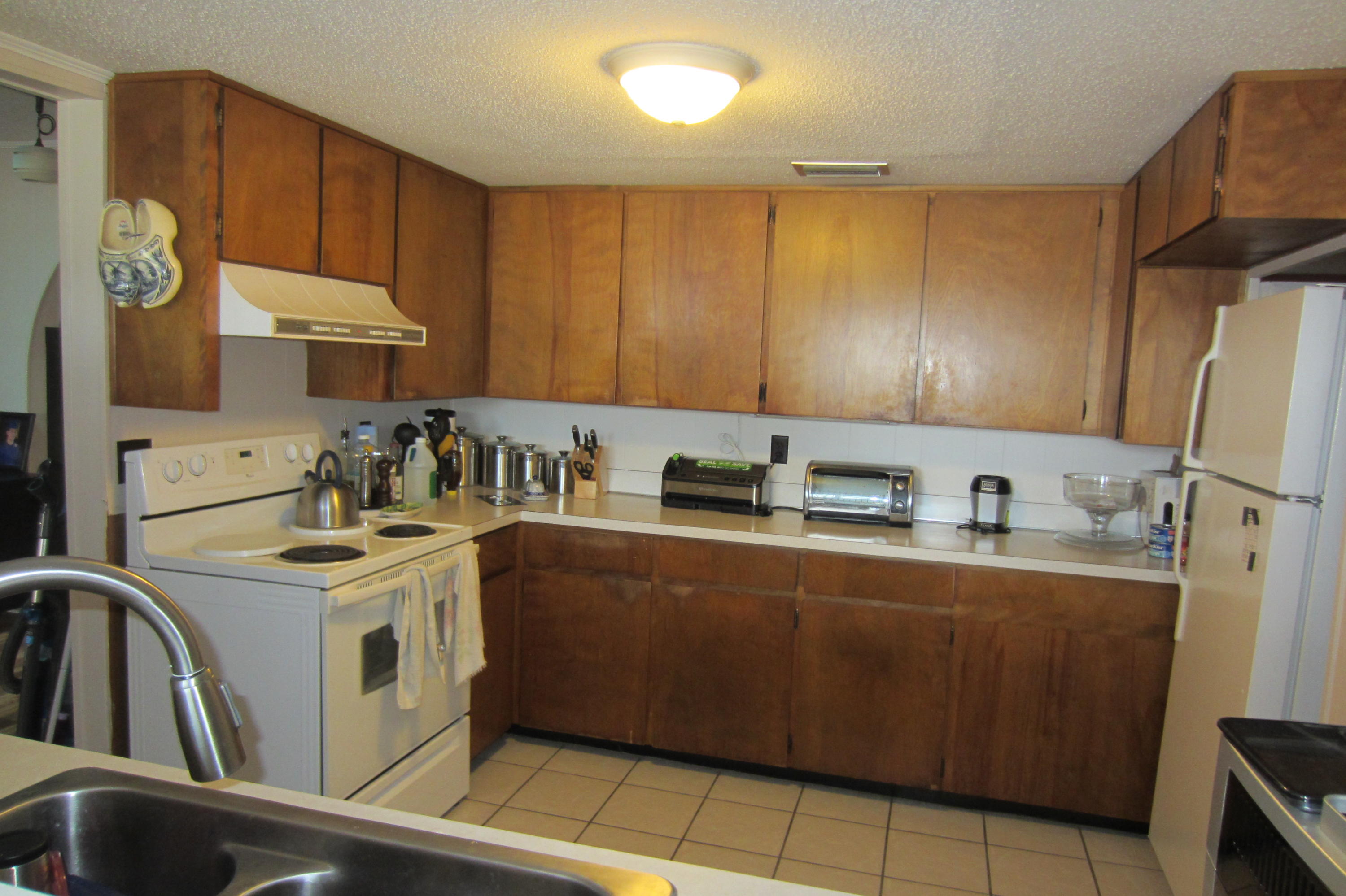 LAKE LORRAINE ESTATES - Residential