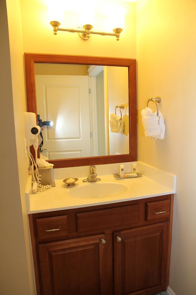 Carillon Beach Inn - Residential